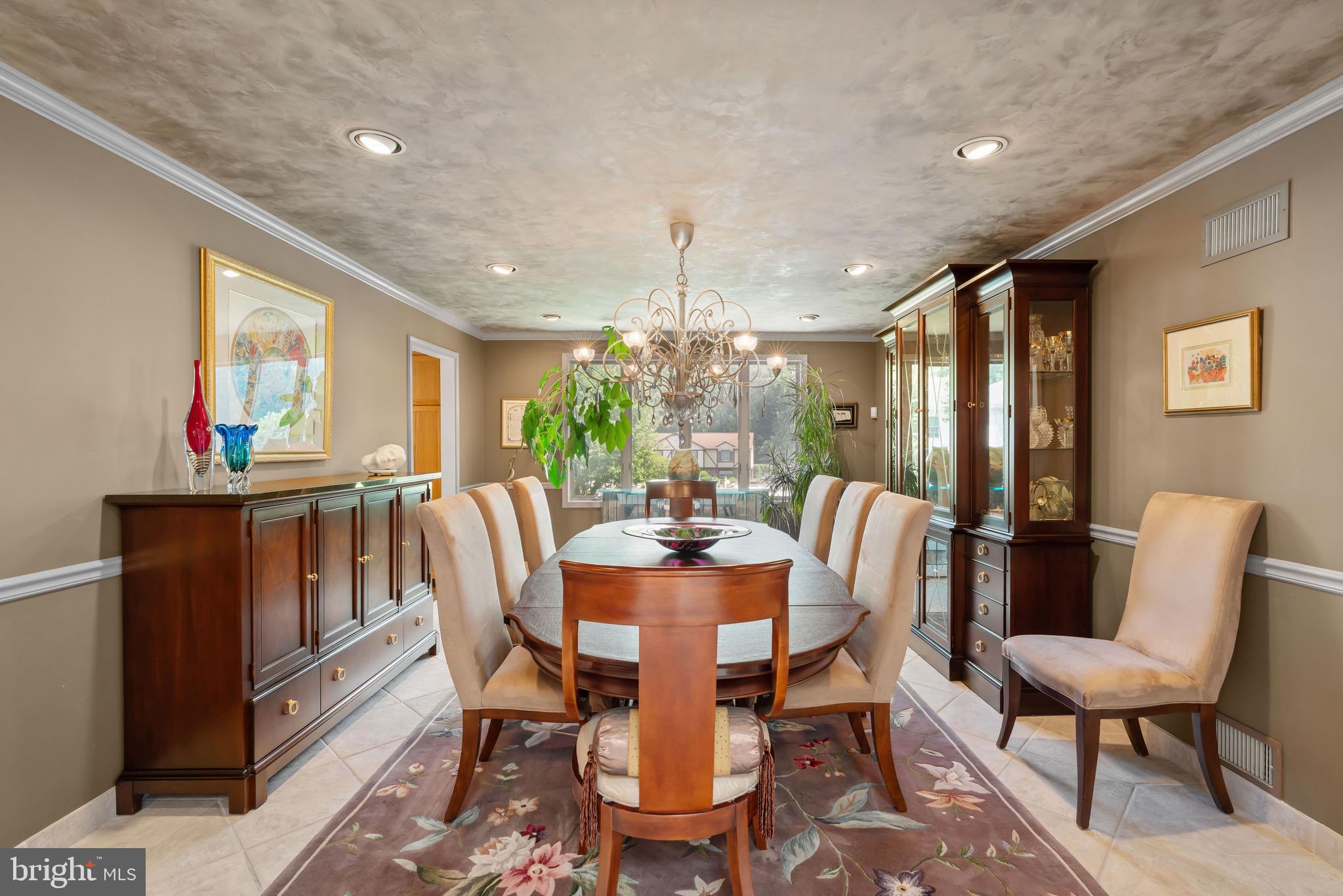 JUSTA FARMS - Residential