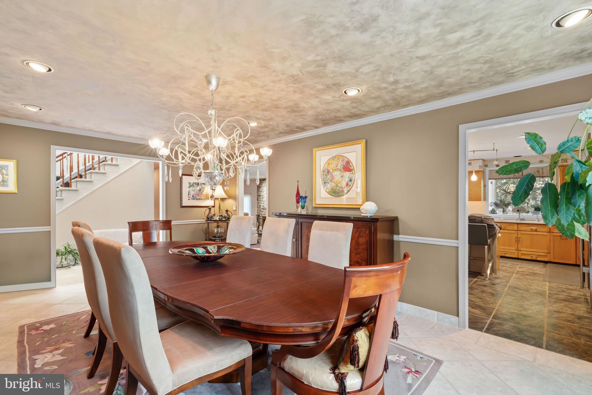 JUSTA FARMS - Residential