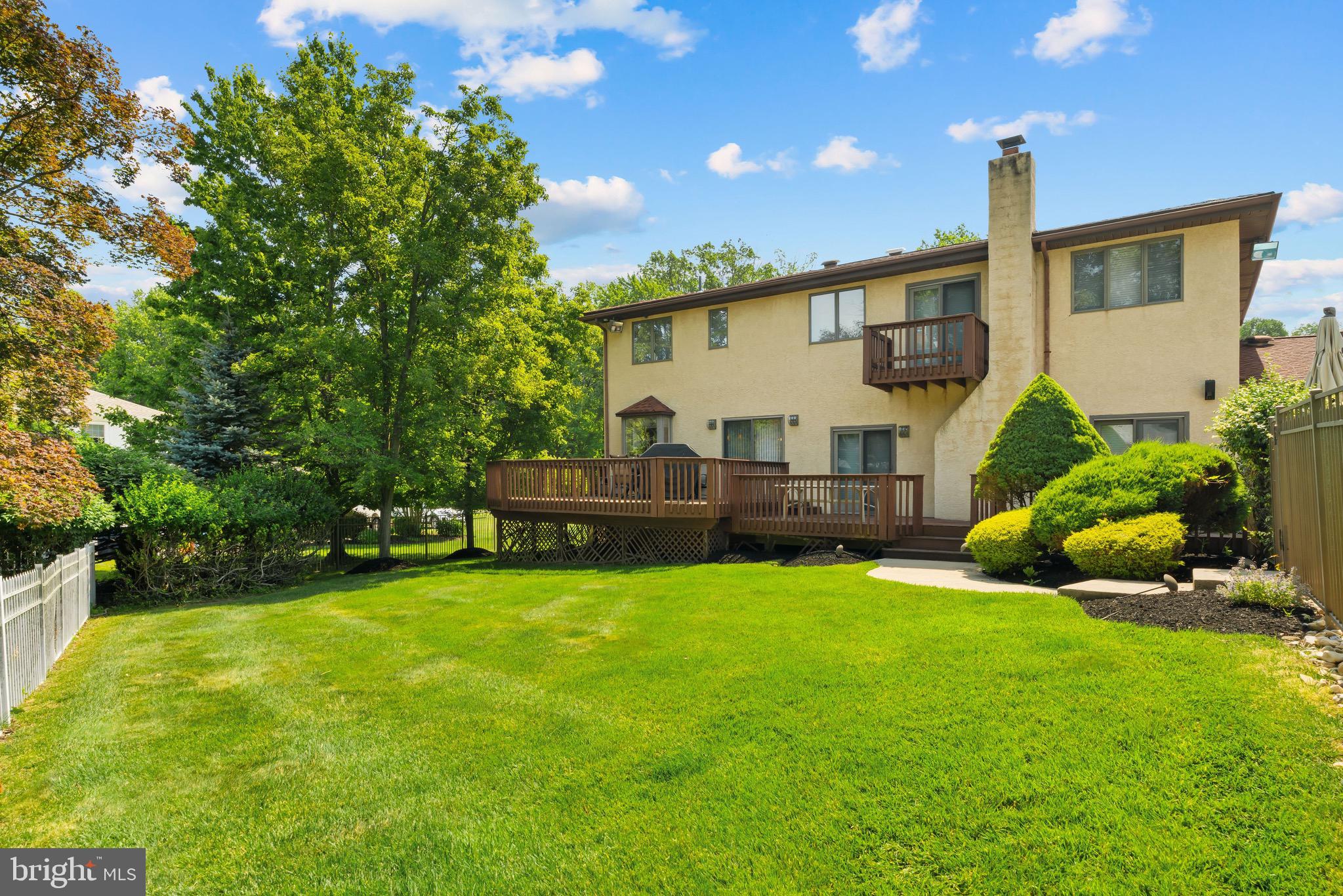 JUSTA FARMS - Residential