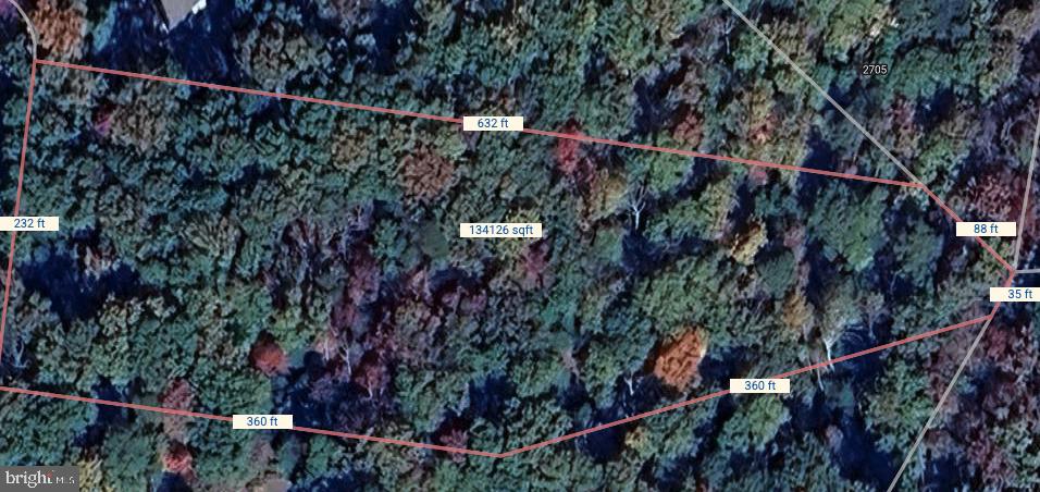 Perfect opportunity to build your dream home on a quiet cul-de-sac in the sought after community of Park Chesapeake! This lot has the last approved driveway from Blue Point Court and offers so much privacy! As for convenience, say no more! Easy to get to the private, neighborhood only beach or commute to Patuxent Naval Base.... Listing is cross posted with an opportunity to build with Caruso Homes or you can just purchase the land and use your own builder.