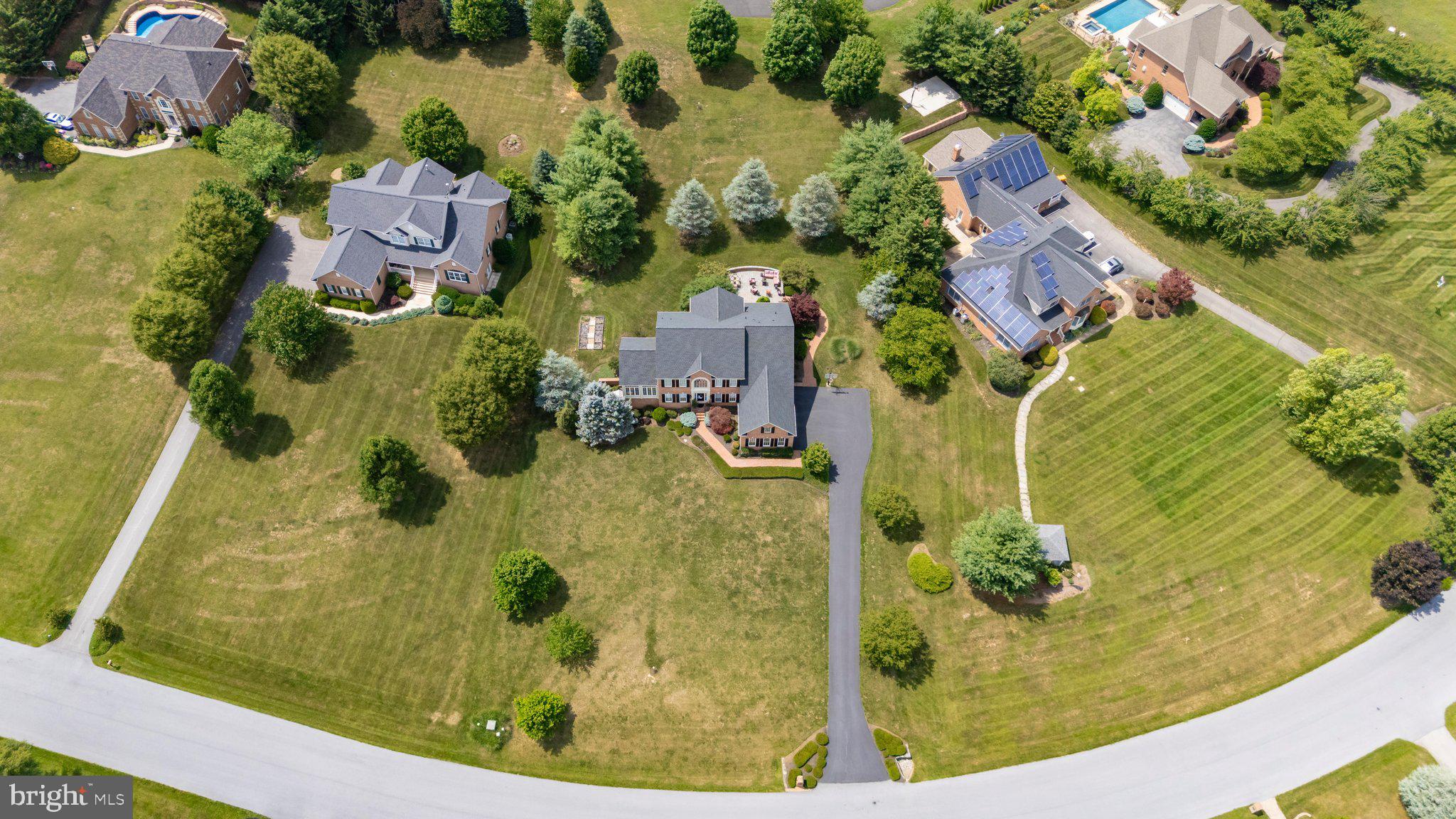 PEMBERTON - Residential