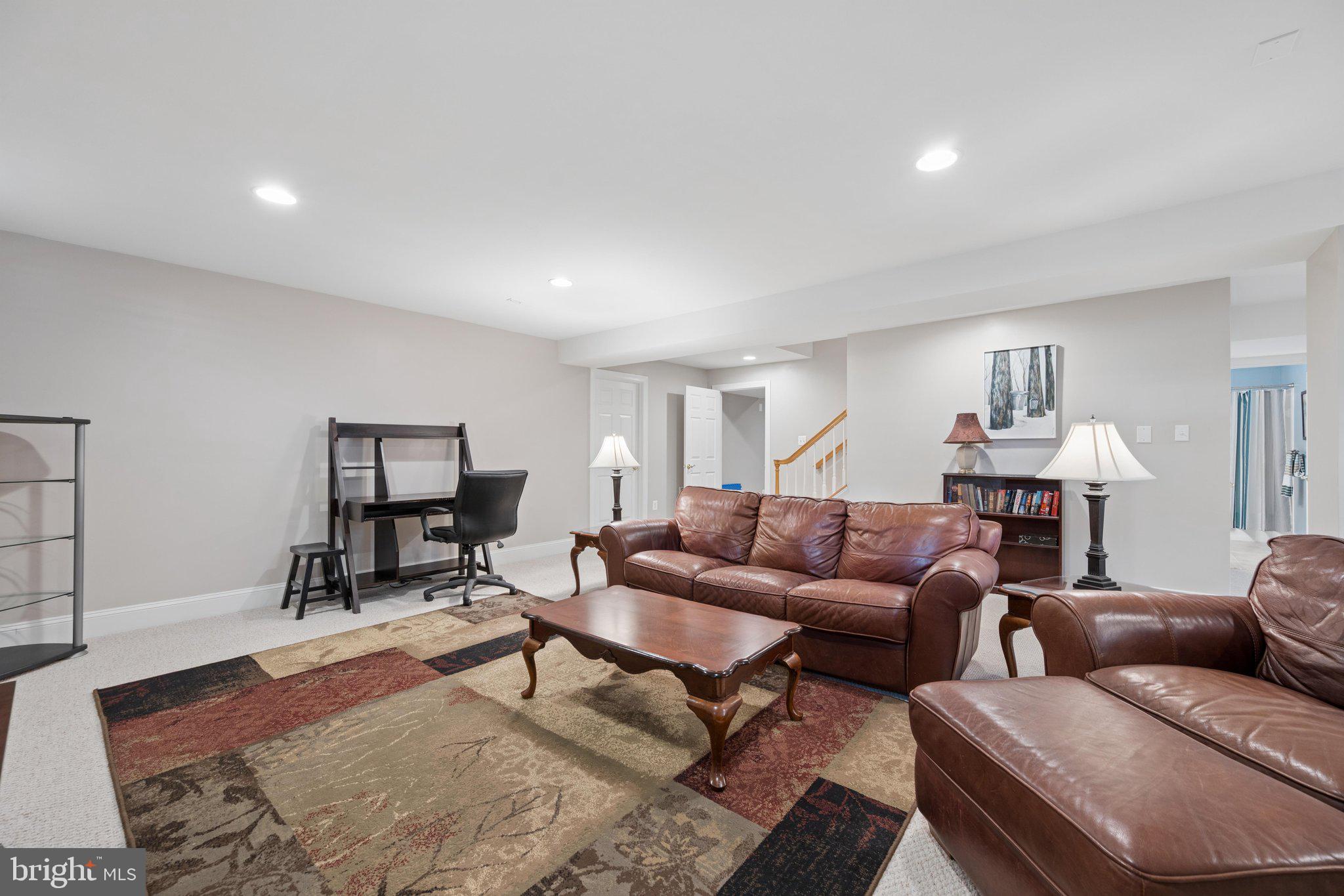 PEMBERTON - Residential