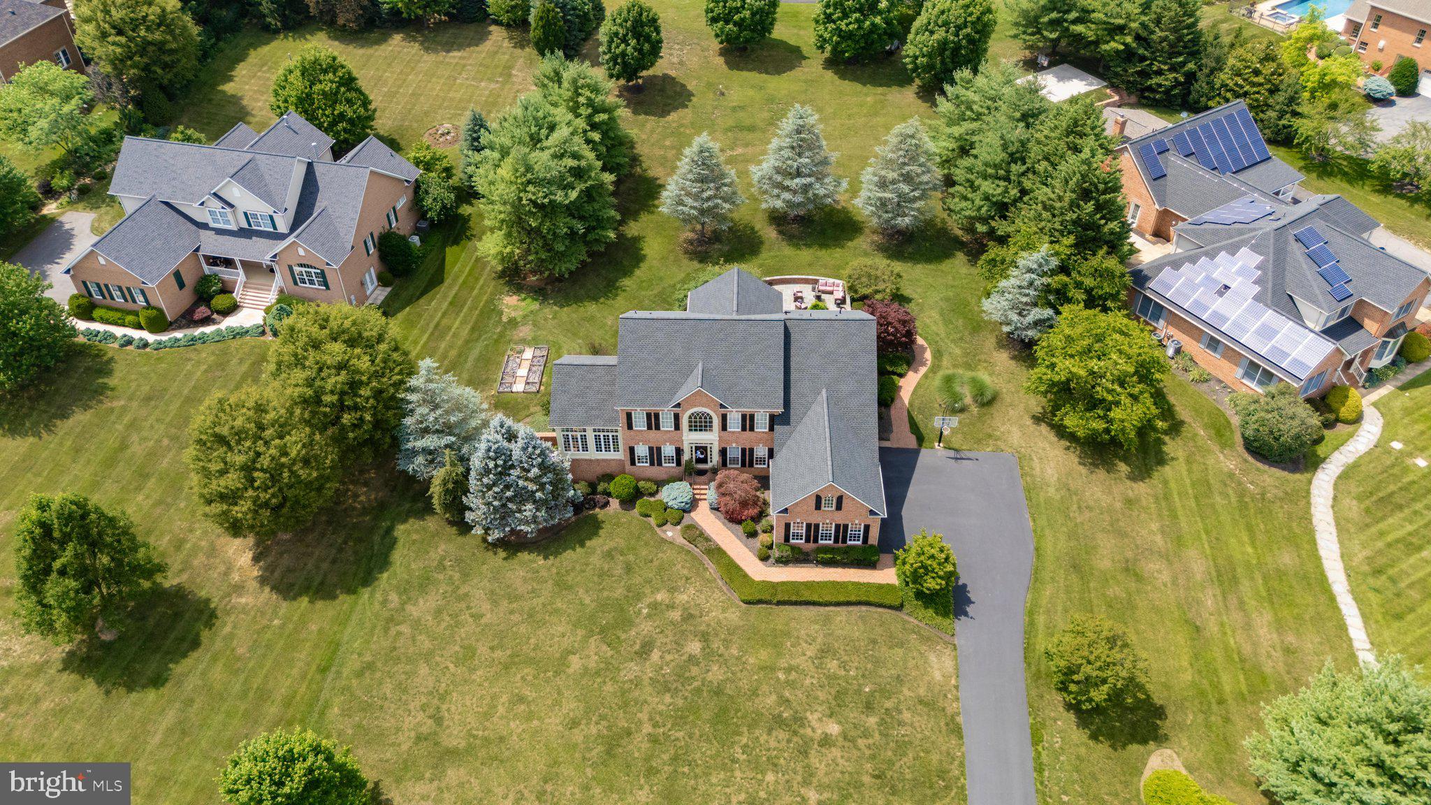 PEMBERTON - Residential