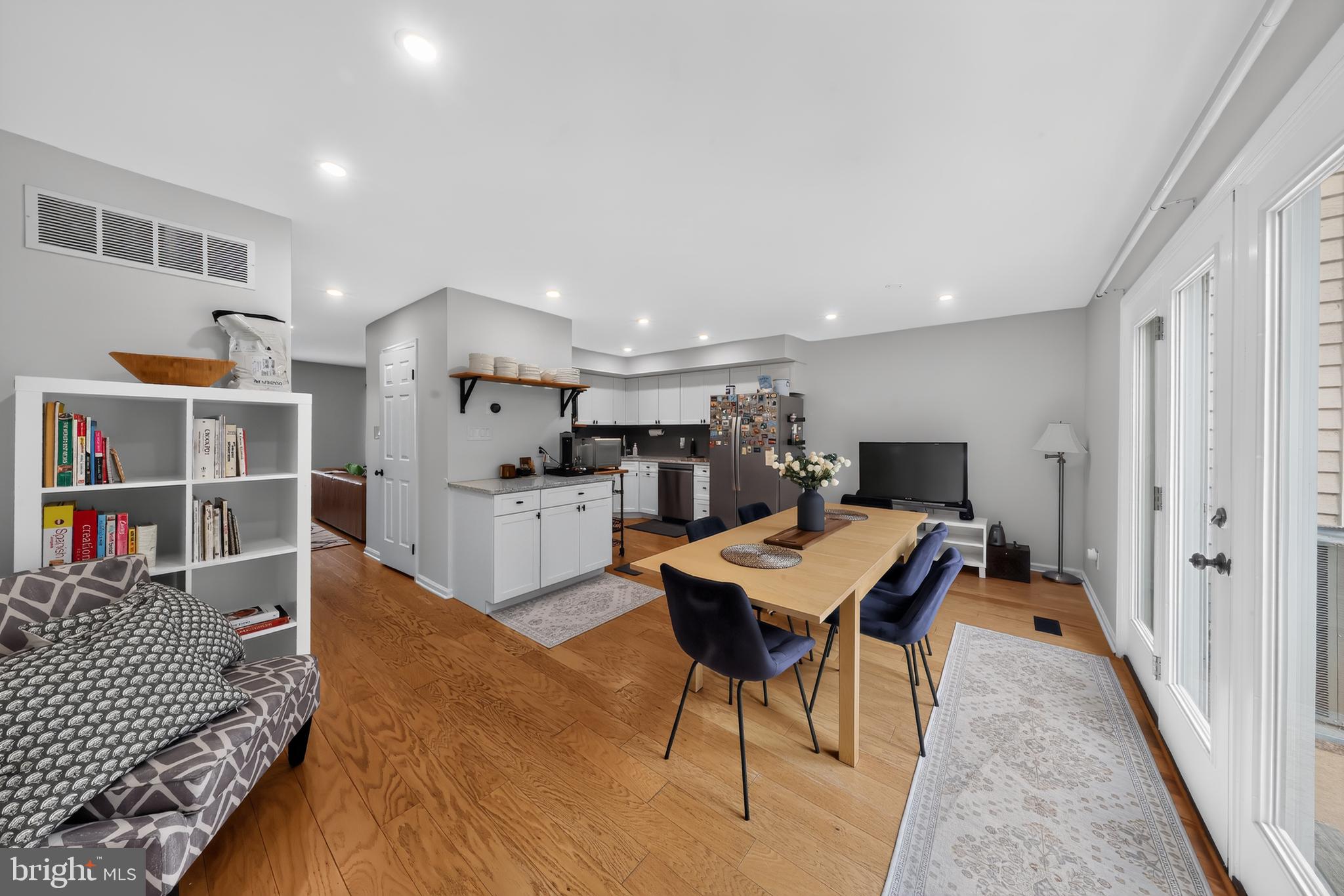 SPRINGHILL FARM - Residential