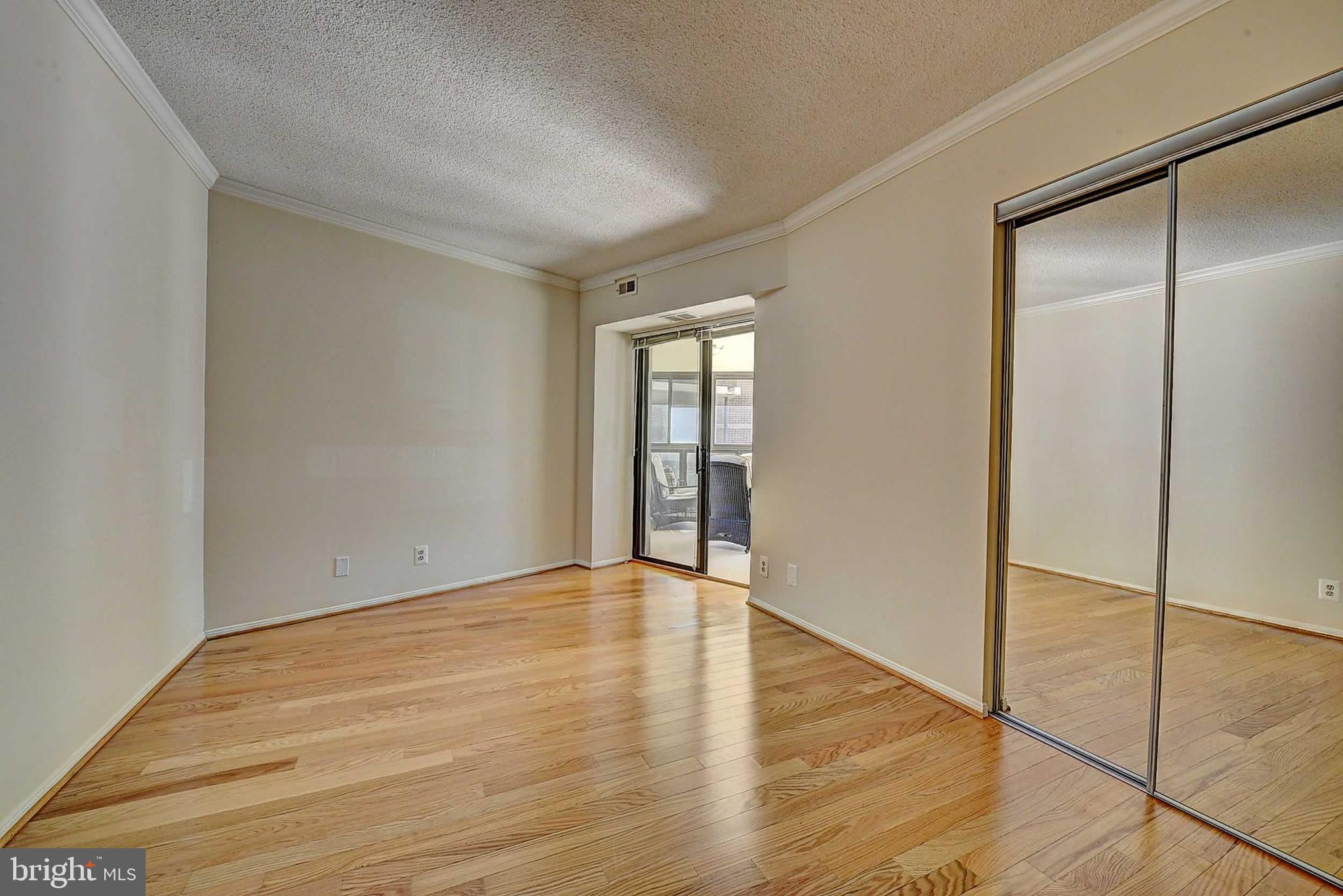 ROTONDA - Residential Lease