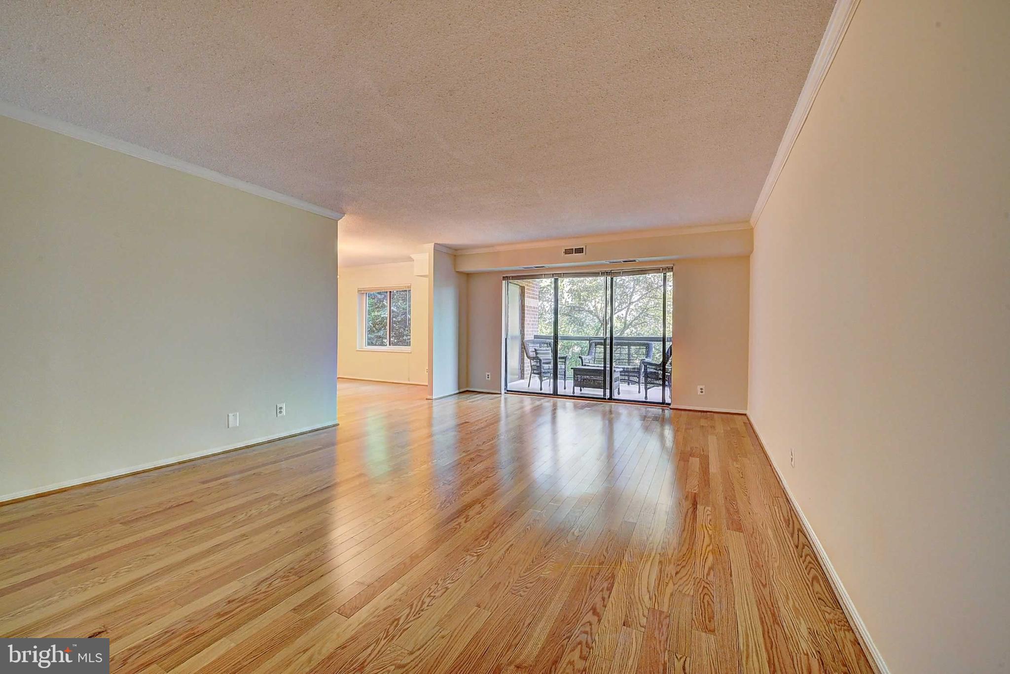 ROTONDA - Residential Lease
