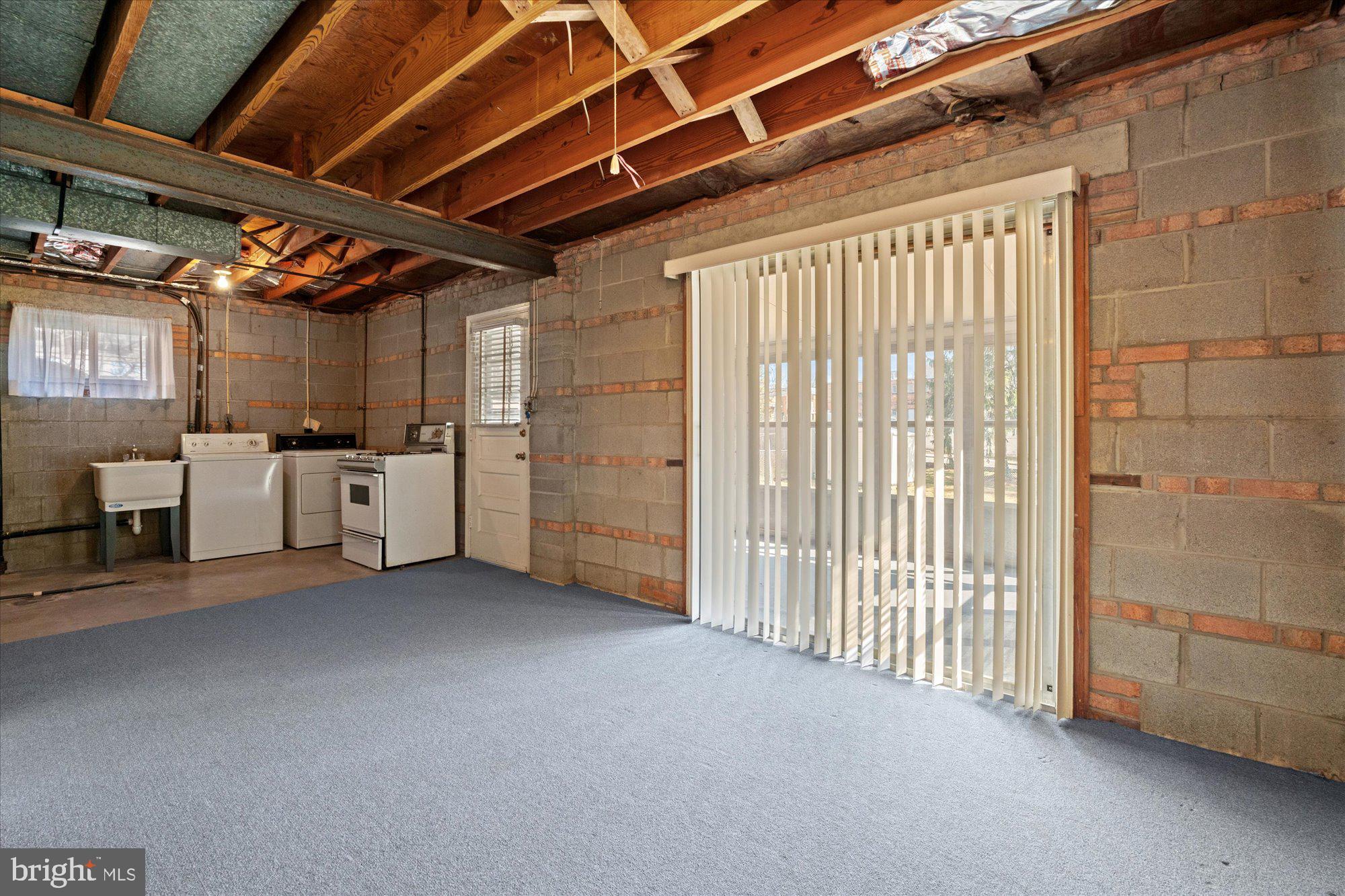 ALCOVA HEIGHTS - Residential