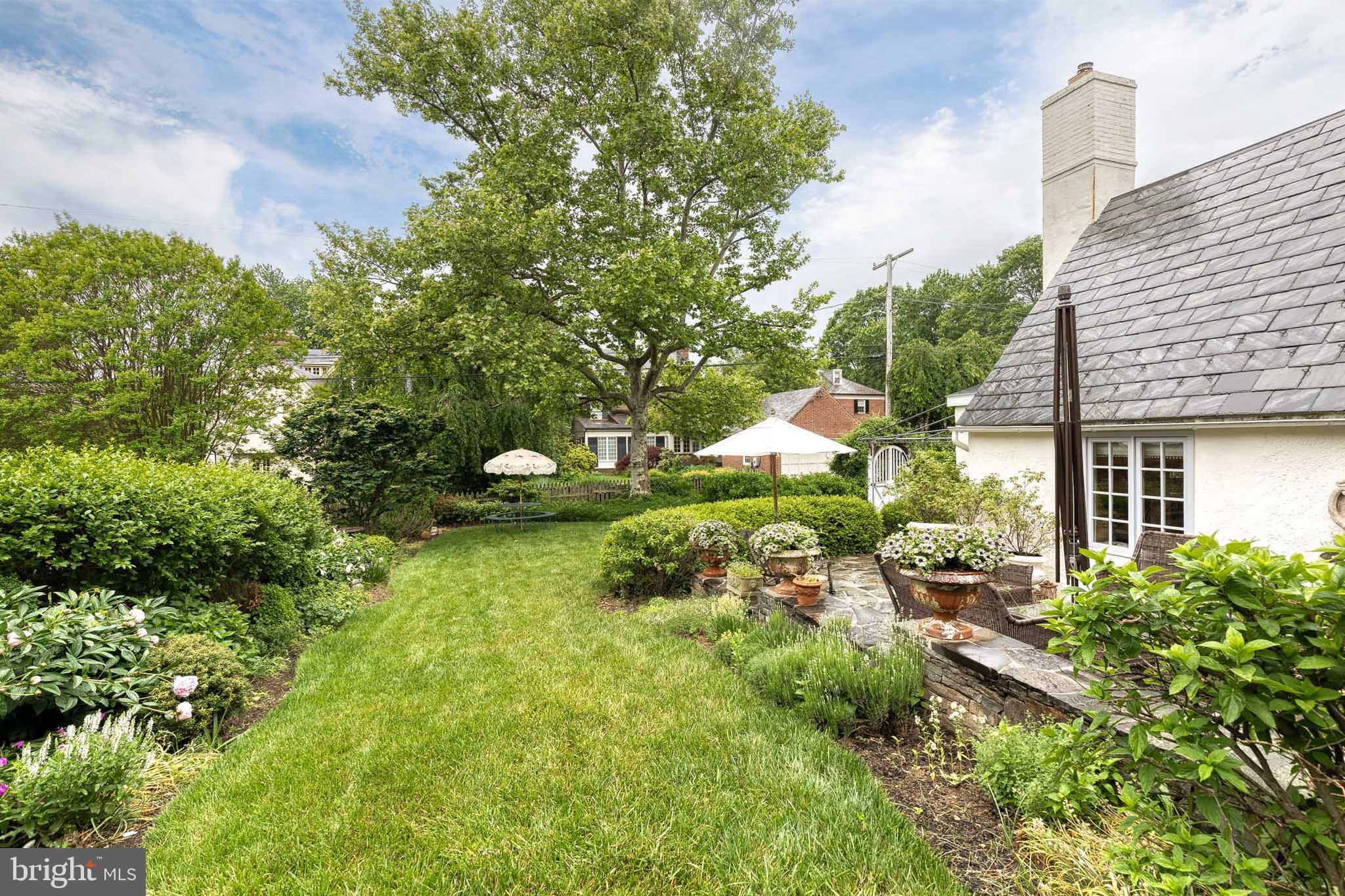 HOMELAND HISTORIC DISTRICT - Residential