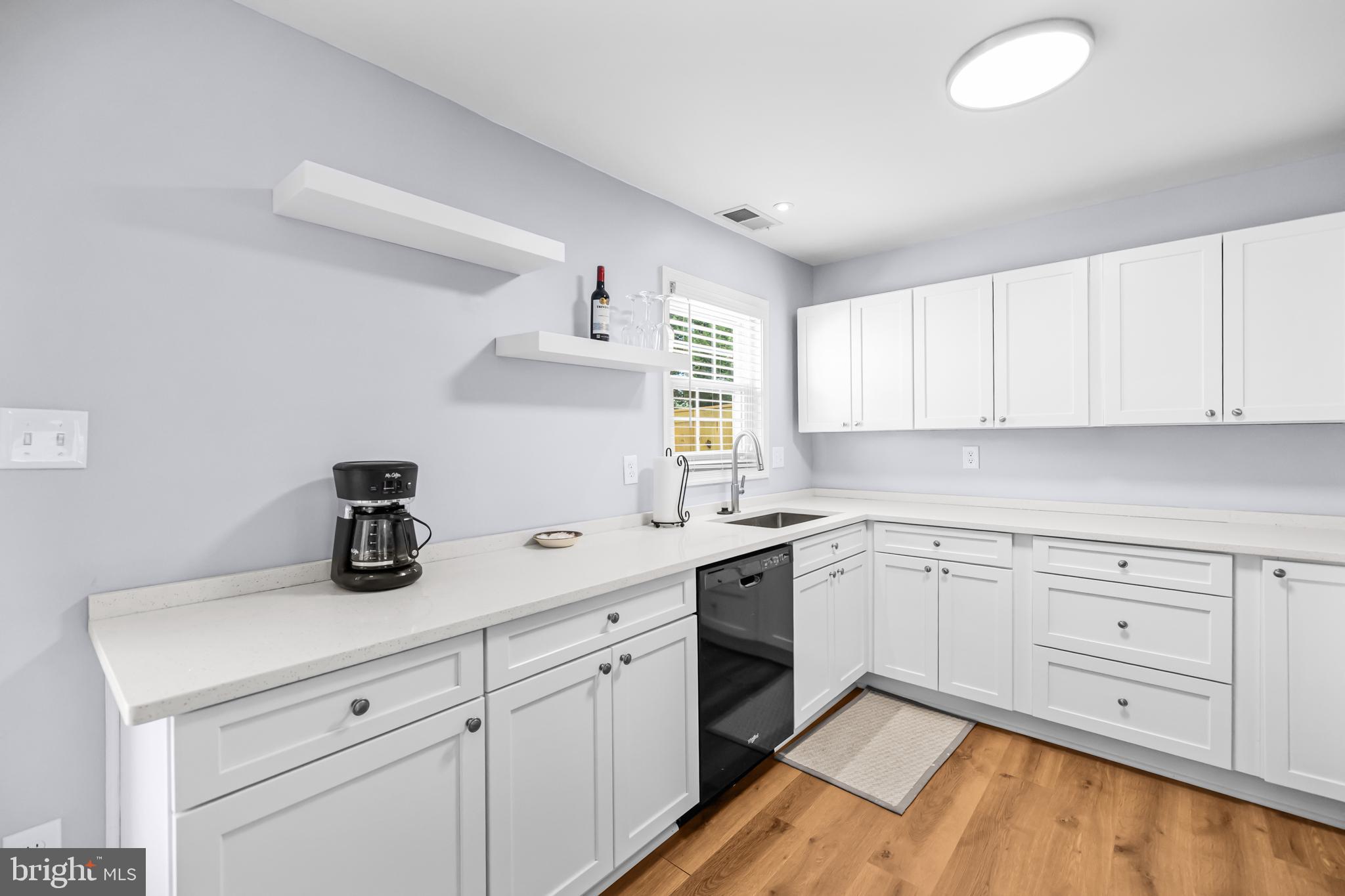 BLAKELEE - Residential
