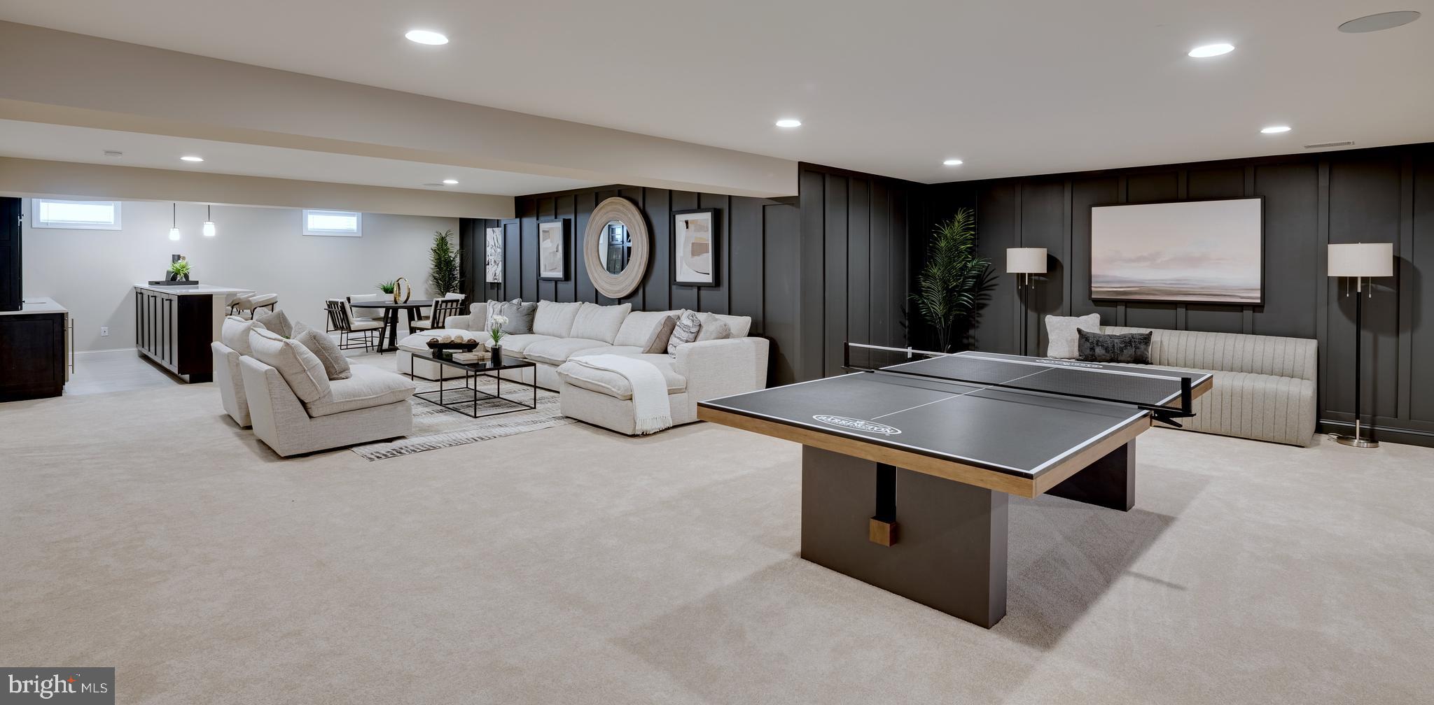 PENINSULA LAKES - Residential