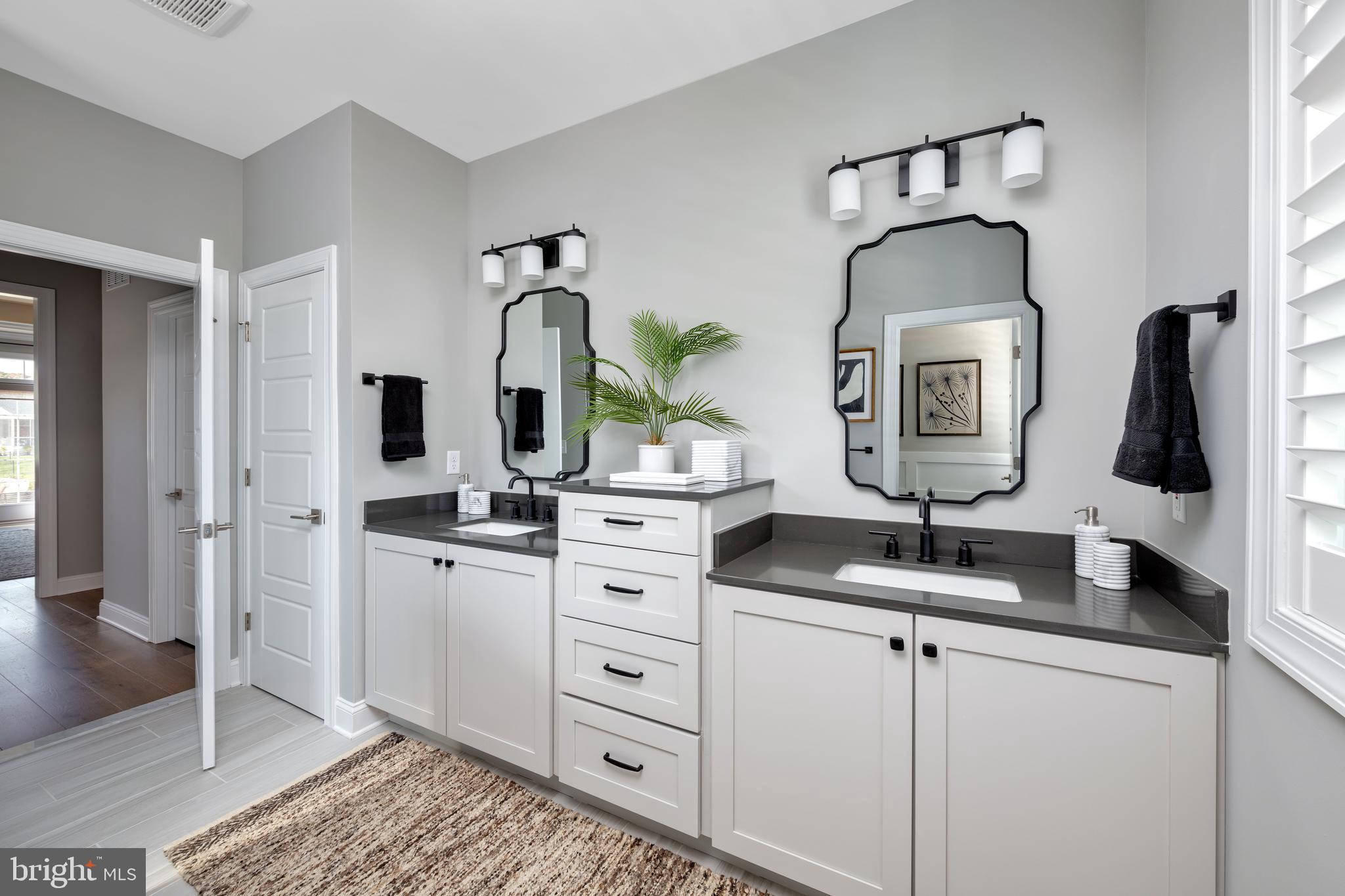 PENINSULA LAKES - Residential