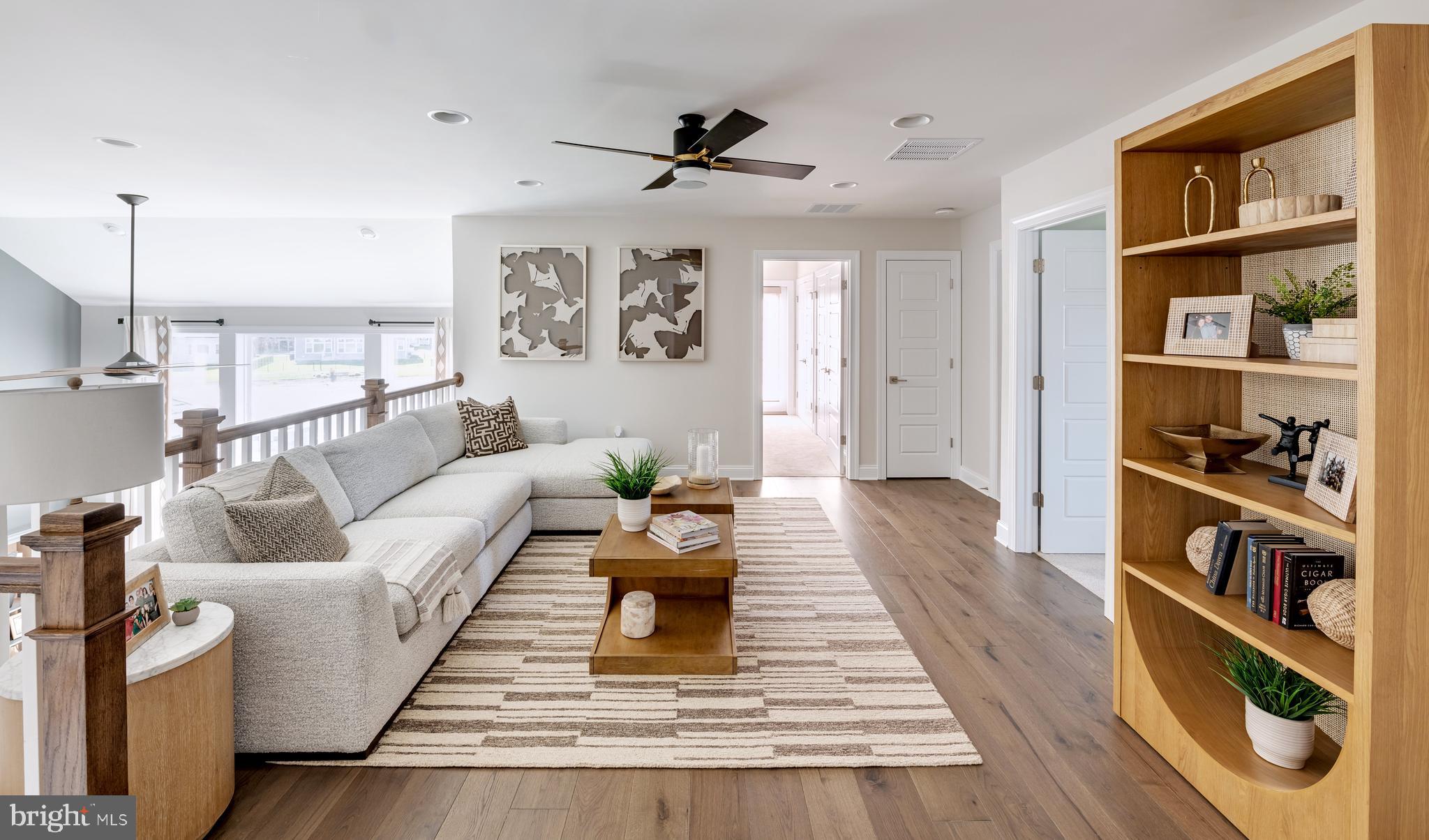 PENINSULA LAKES - Residential