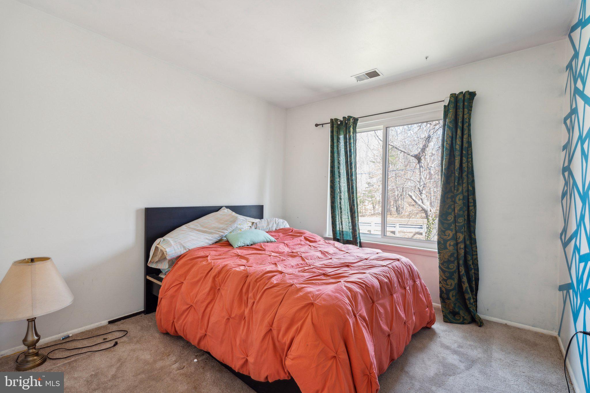 SOUTHERN GROVE - Residential