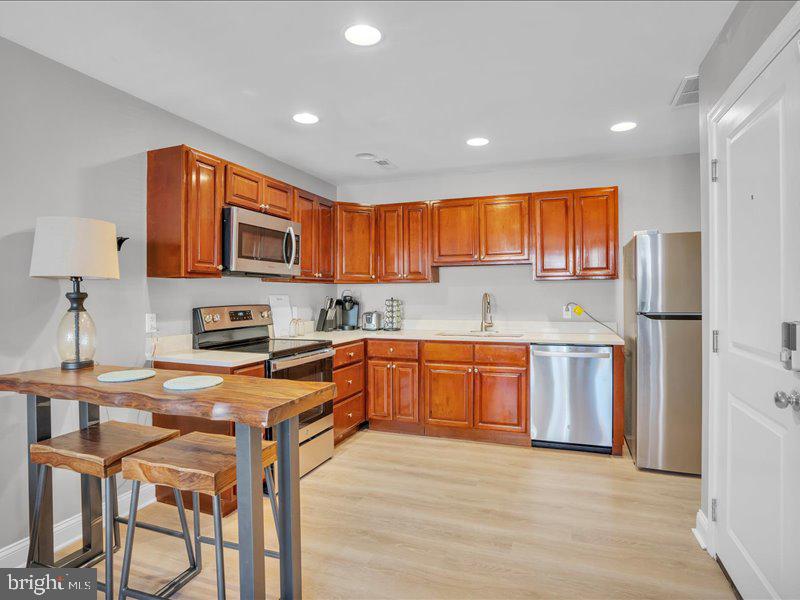 TEMPLE UNIVERSITY - Residential Income