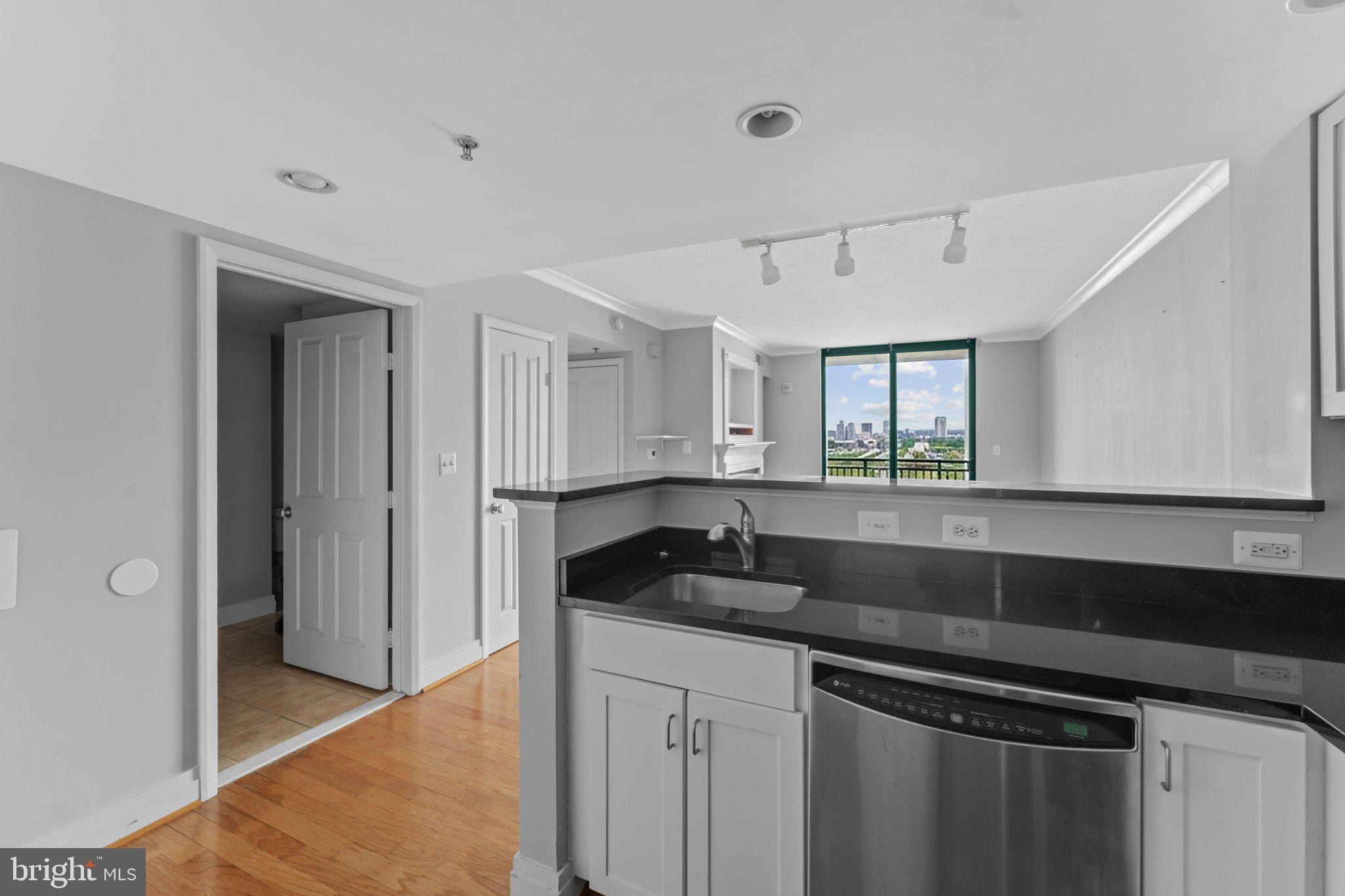 INNER HARBOR - Residential