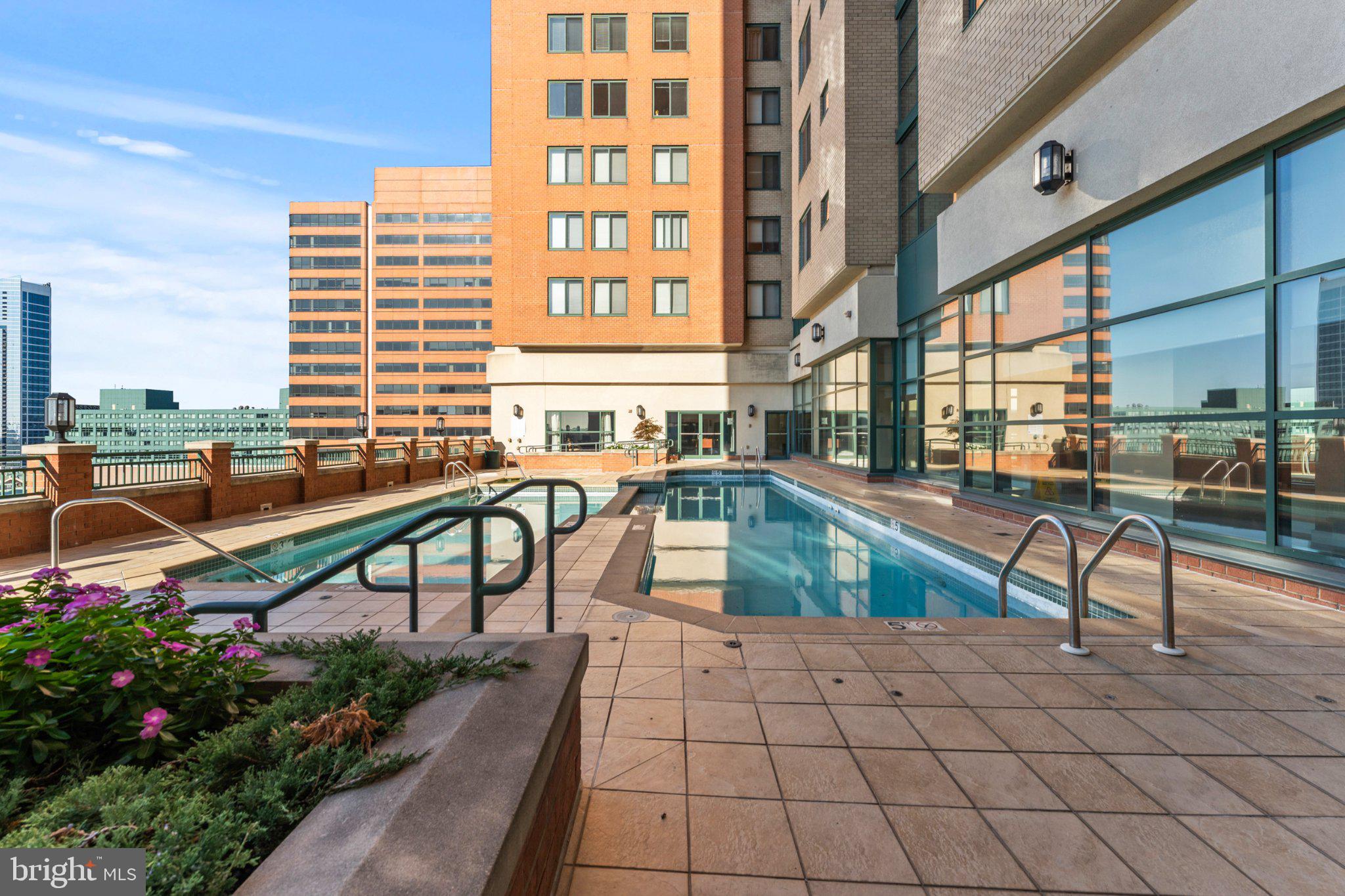 INNER HARBOR - Residential