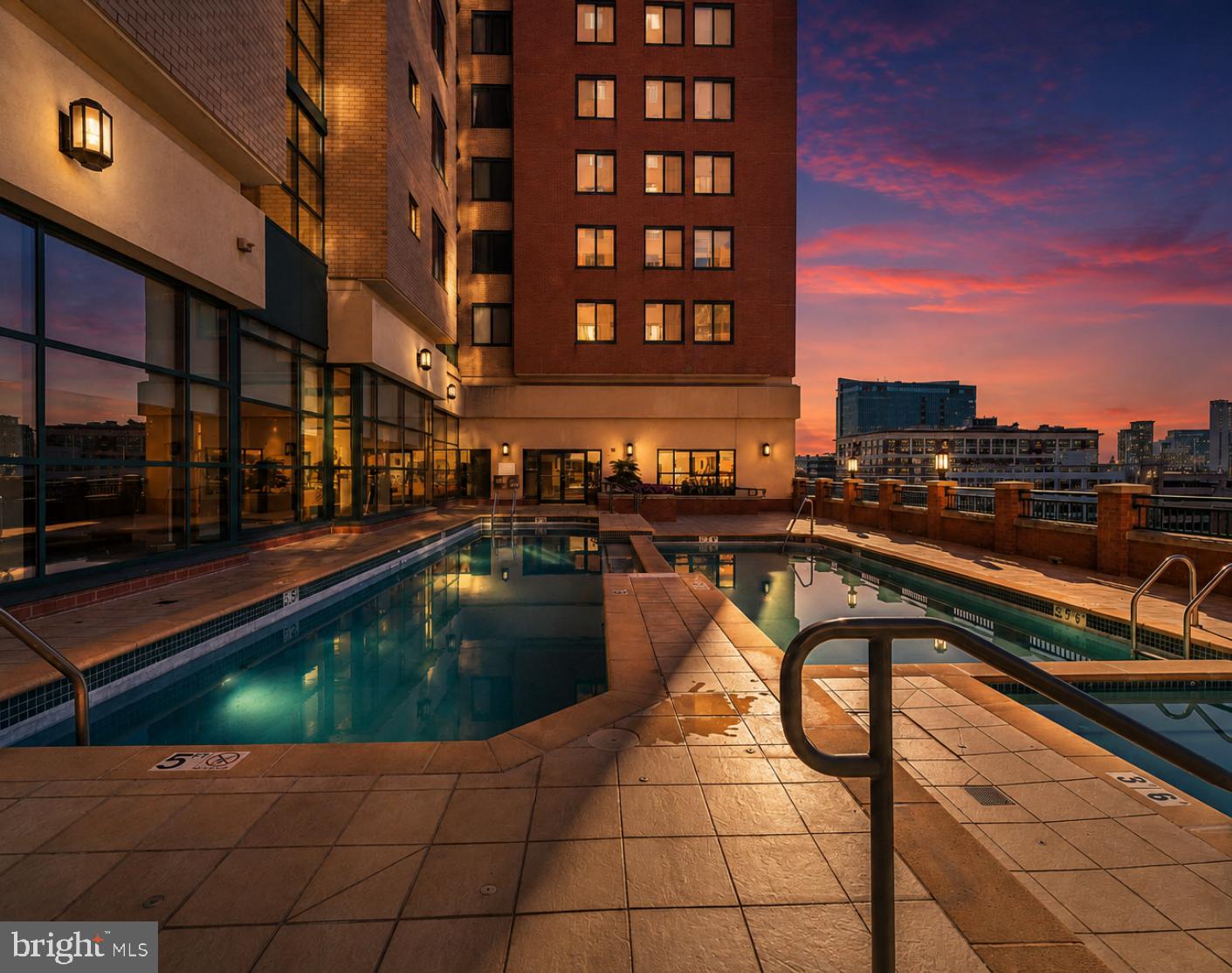 INNER HARBOR - Residential