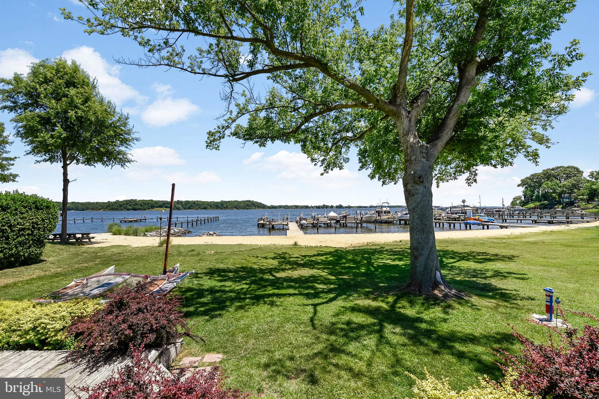 LOCH HAVEN BEACH - Residential