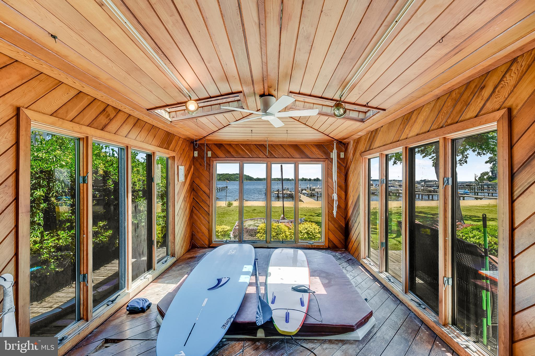 LOCH HAVEN BEACH - Residential
