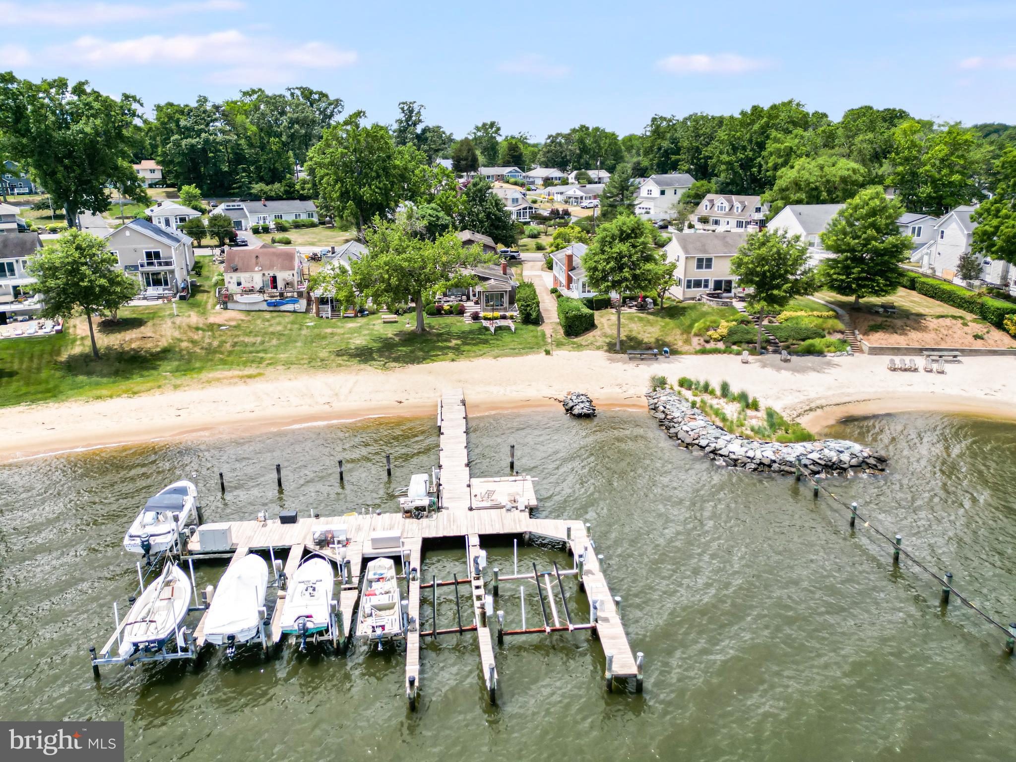 LOCH HAVEN BEACH - Residential