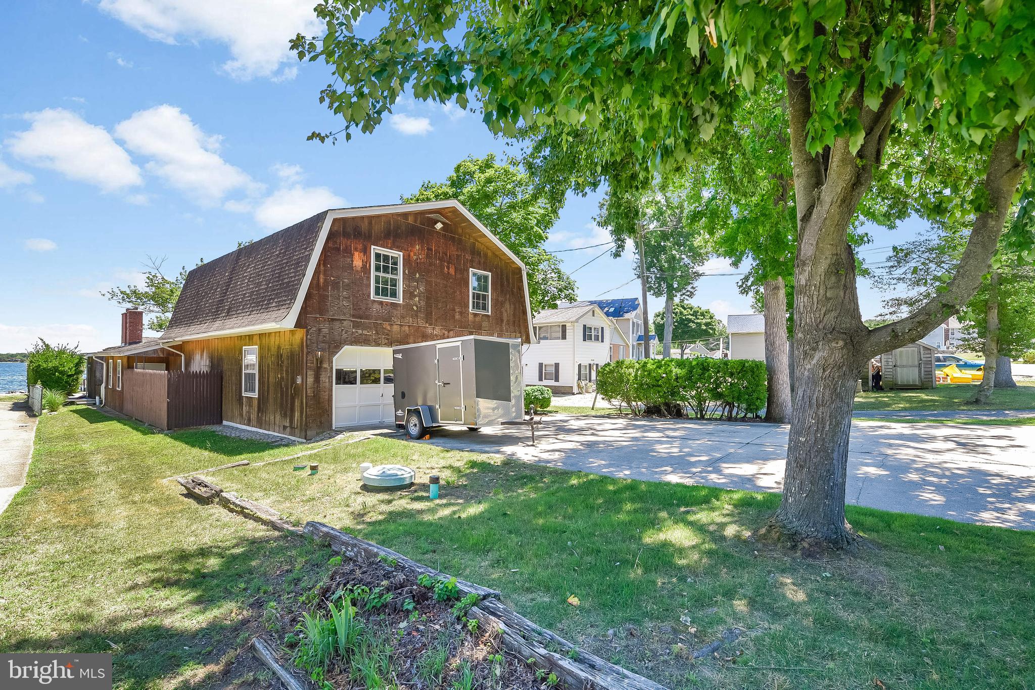 LOCH HAVEN BEACH - Residential