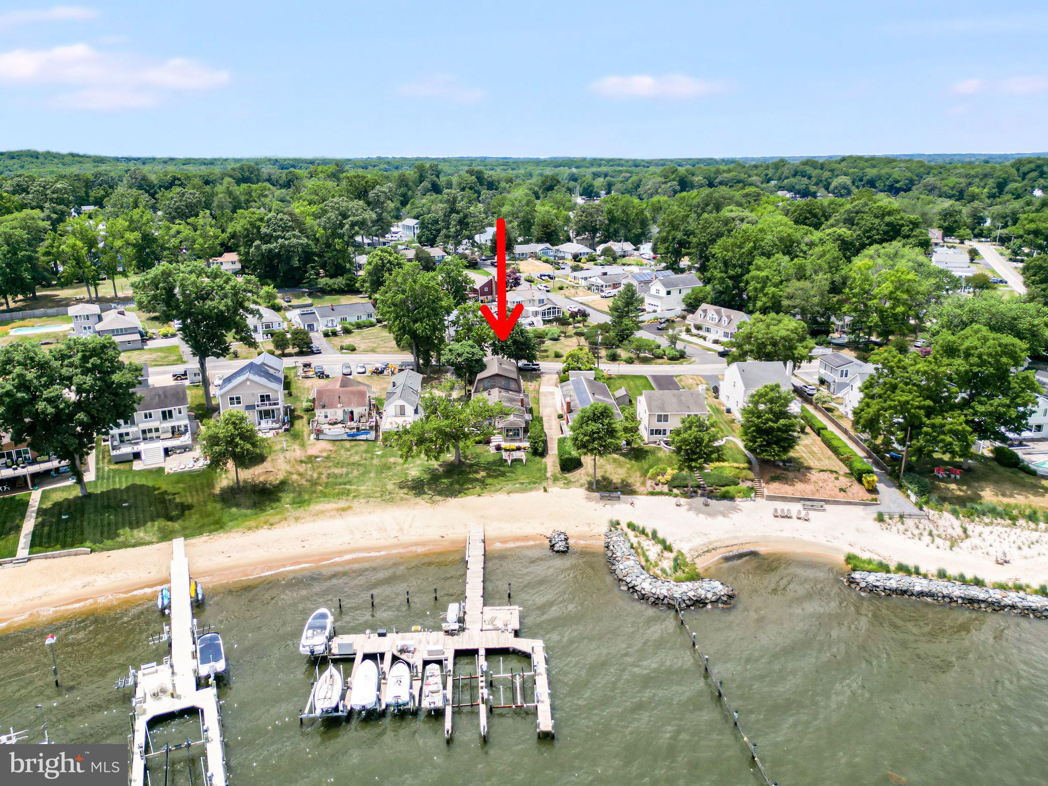 AS-IS. Welcome to Loch Haven Beach.  3440 South River Terrace boasts expansive water views of the South River. Check the Loch Haven community website for more information about this unique and historical waterfront community.
