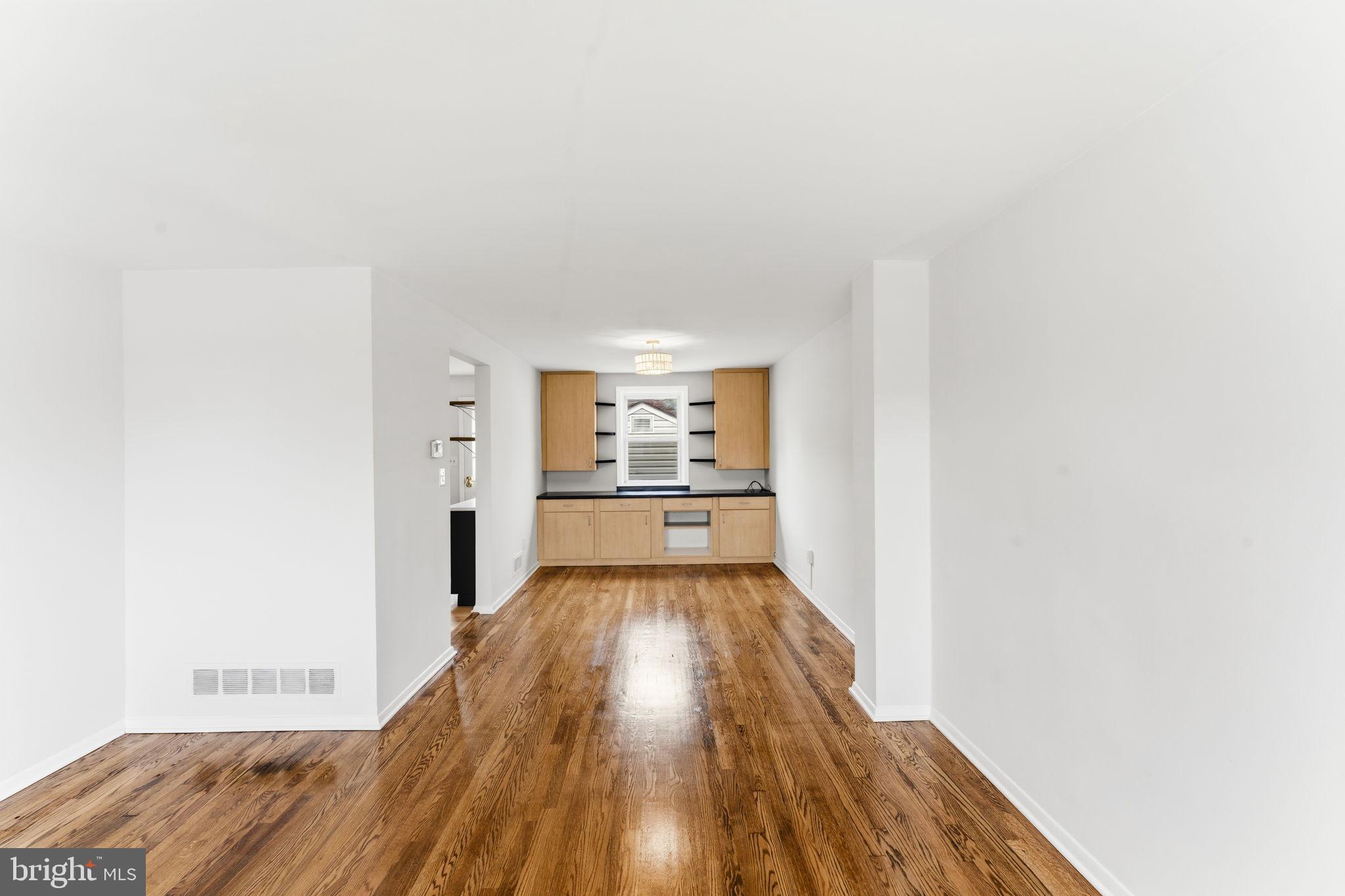 HILL HOMES - Residential
