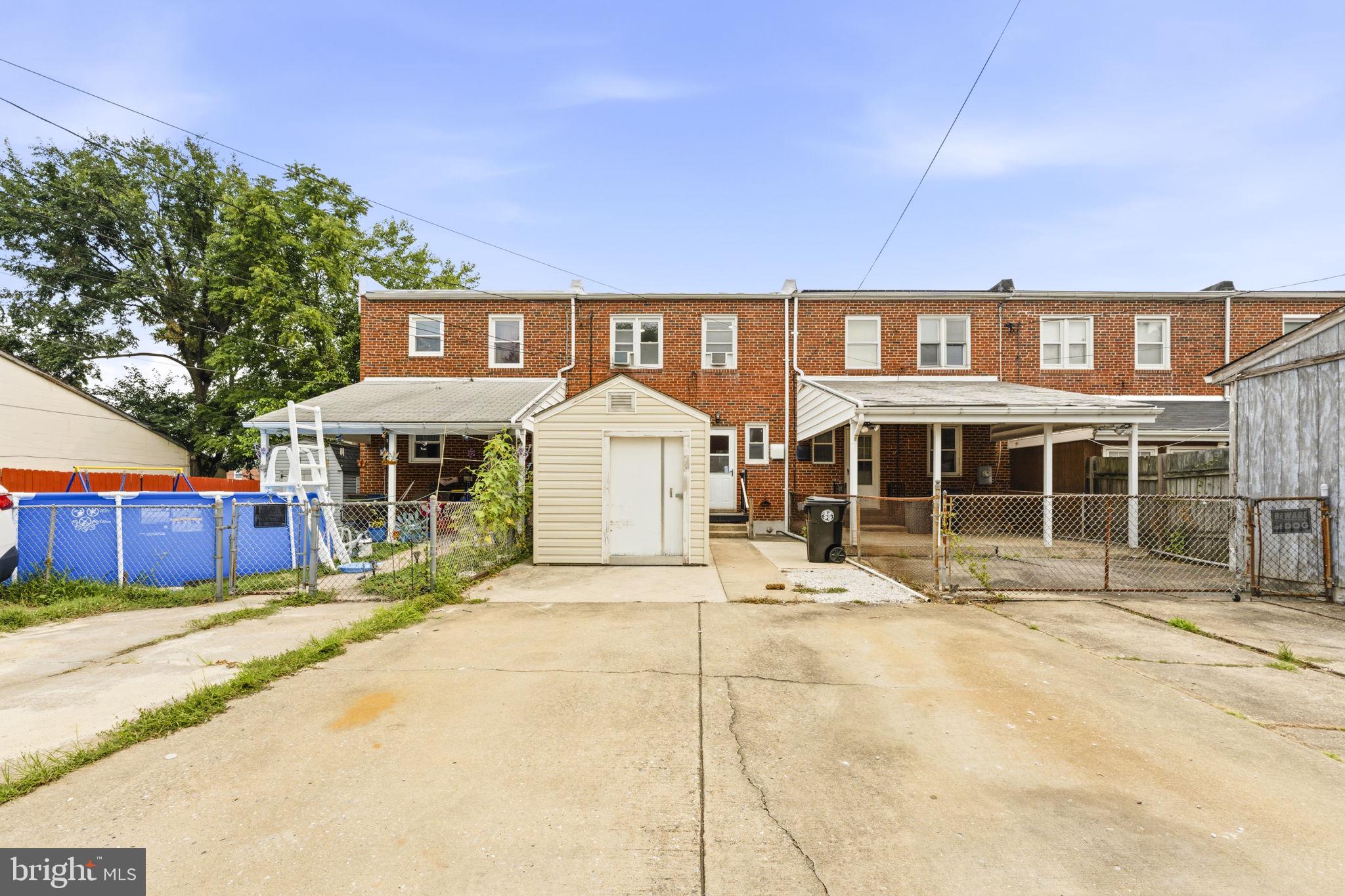 HILL HOMES - Residential
