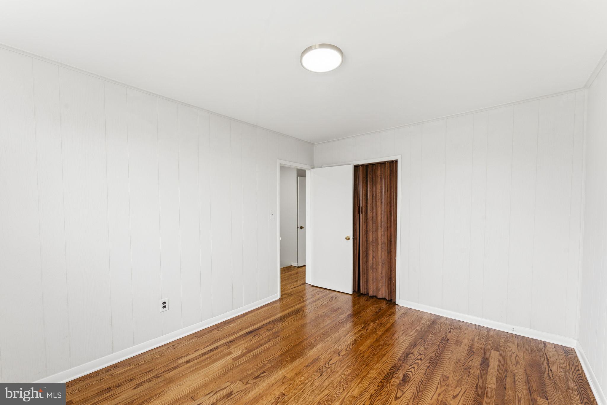 HILL HOMES - Residential