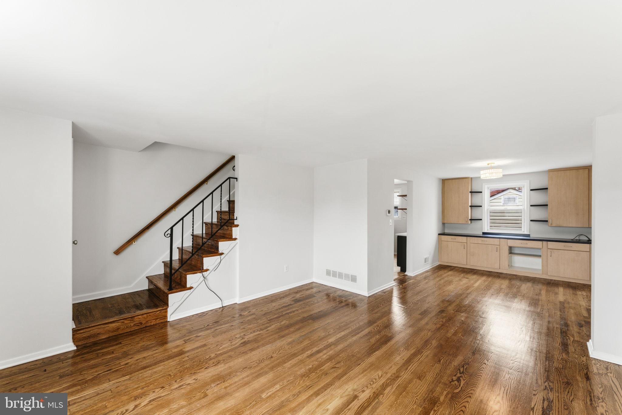 HILL HOMES - Residential