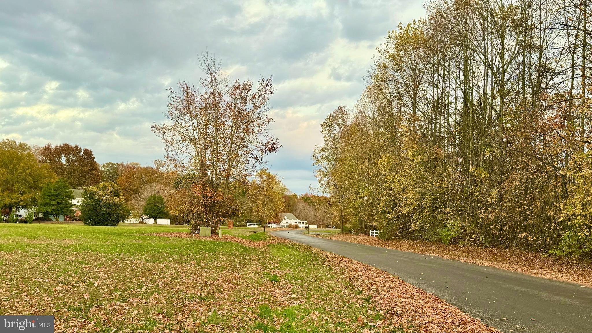 ASBURY - Land