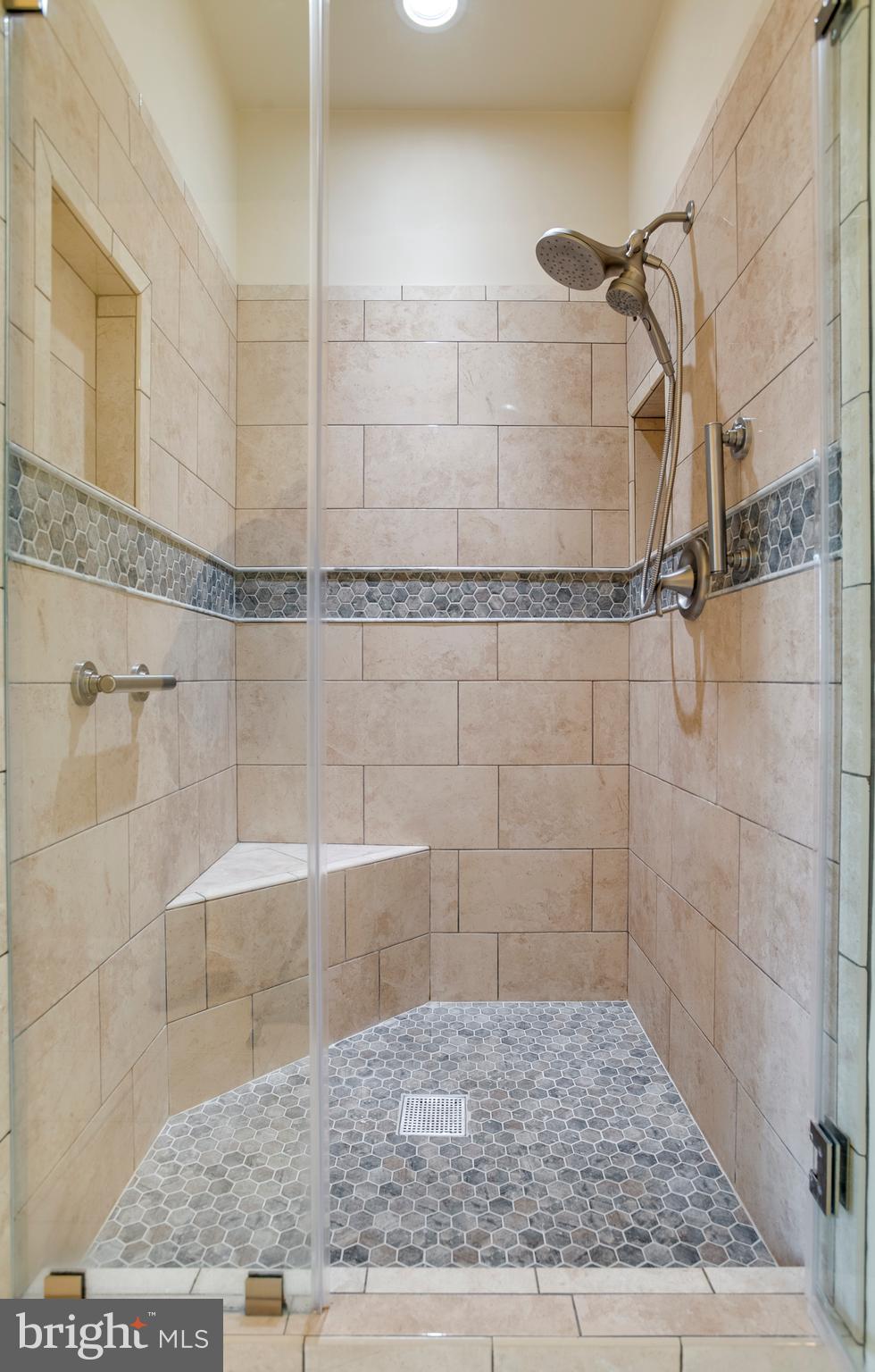 NORTH RIDGE ESTATES - Residential