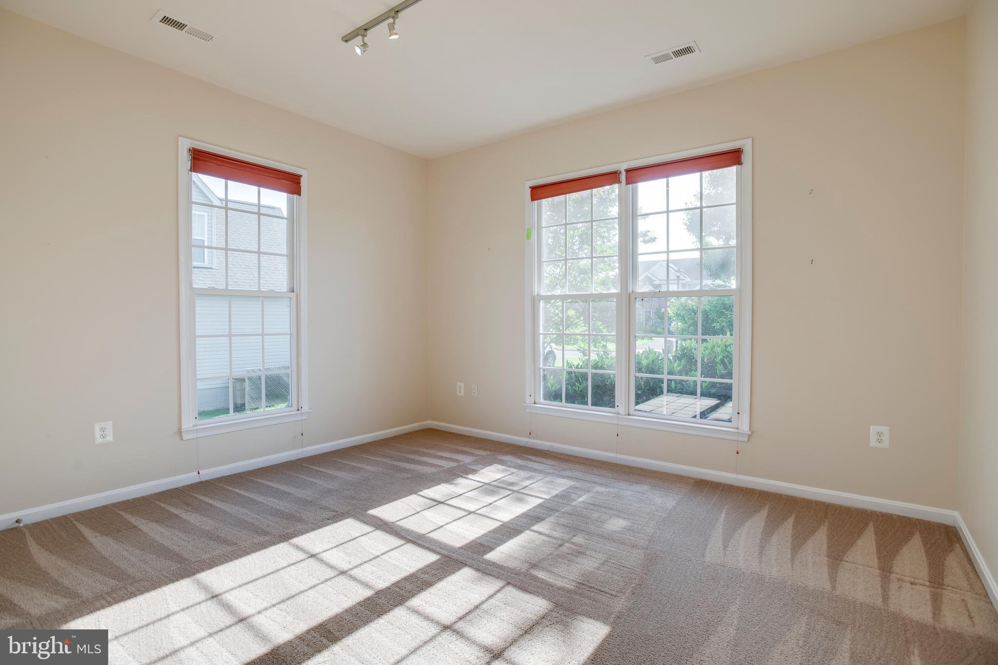 NORTH RIDGE ESTATES - Residential