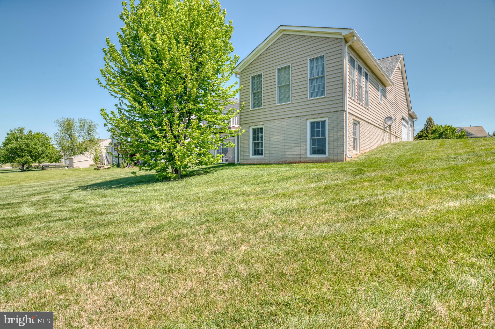 NORTH RIDGE ESTATES - Residential