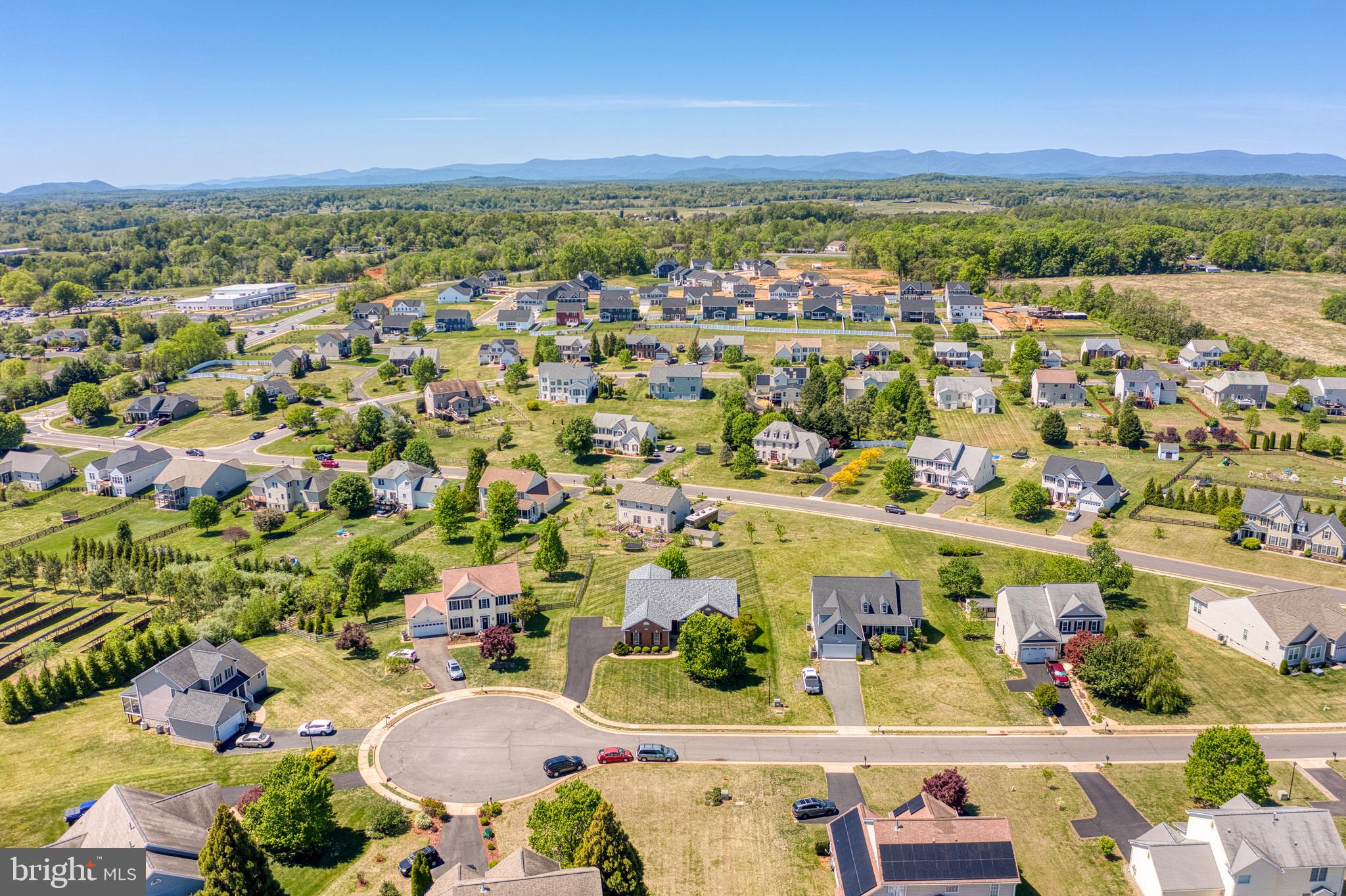 NORTH RIDGE ESTATES - Residential