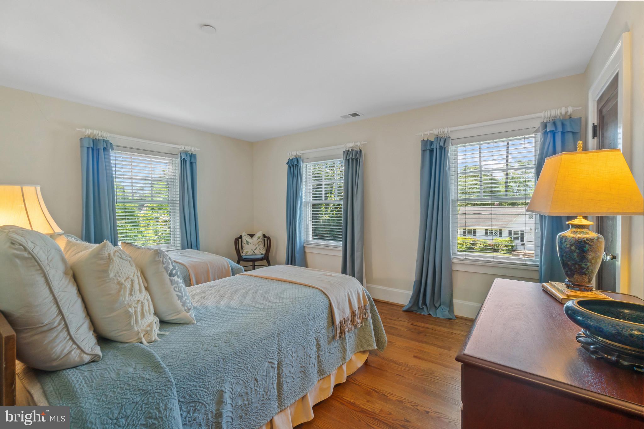 PARKWOOD - Residential