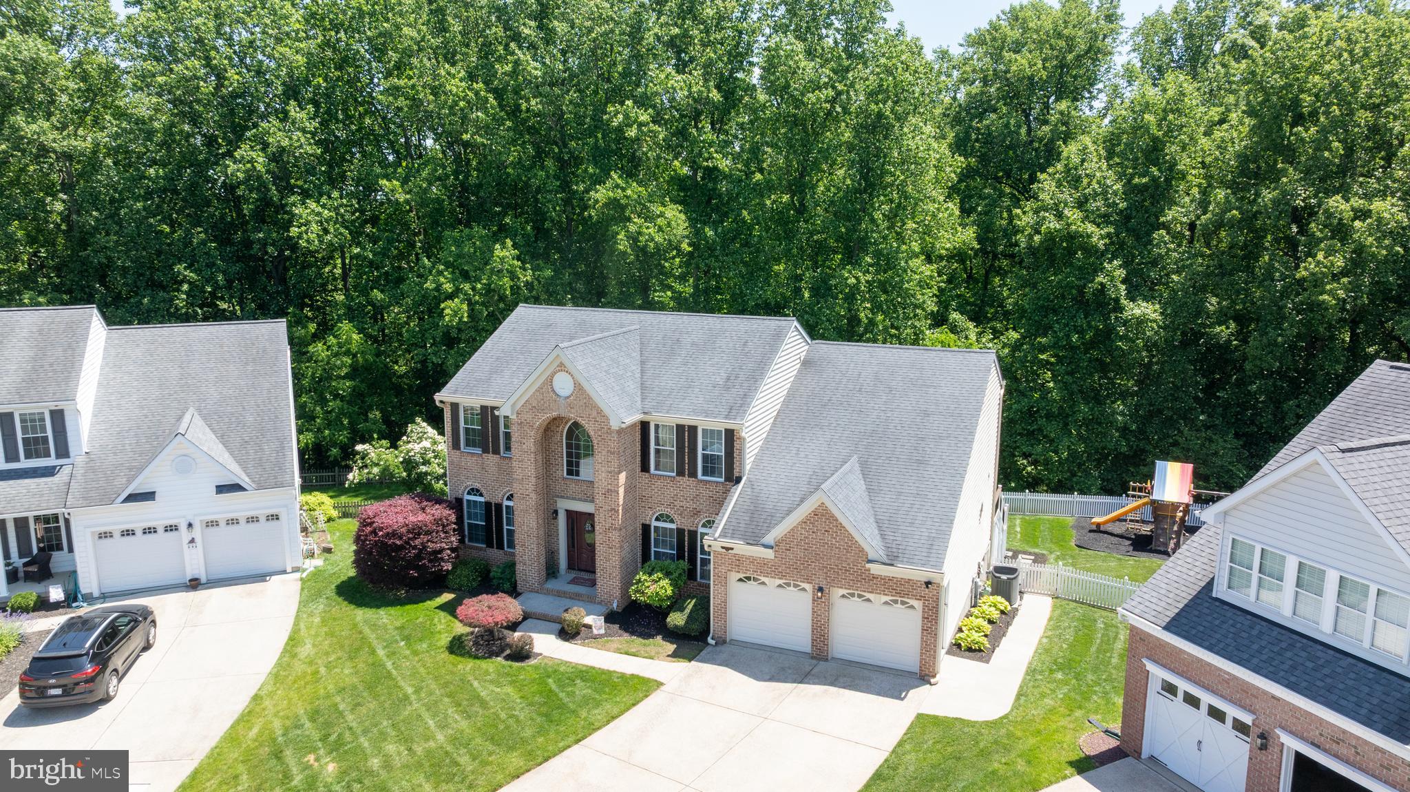HICKORY OVERLOOK - Residential