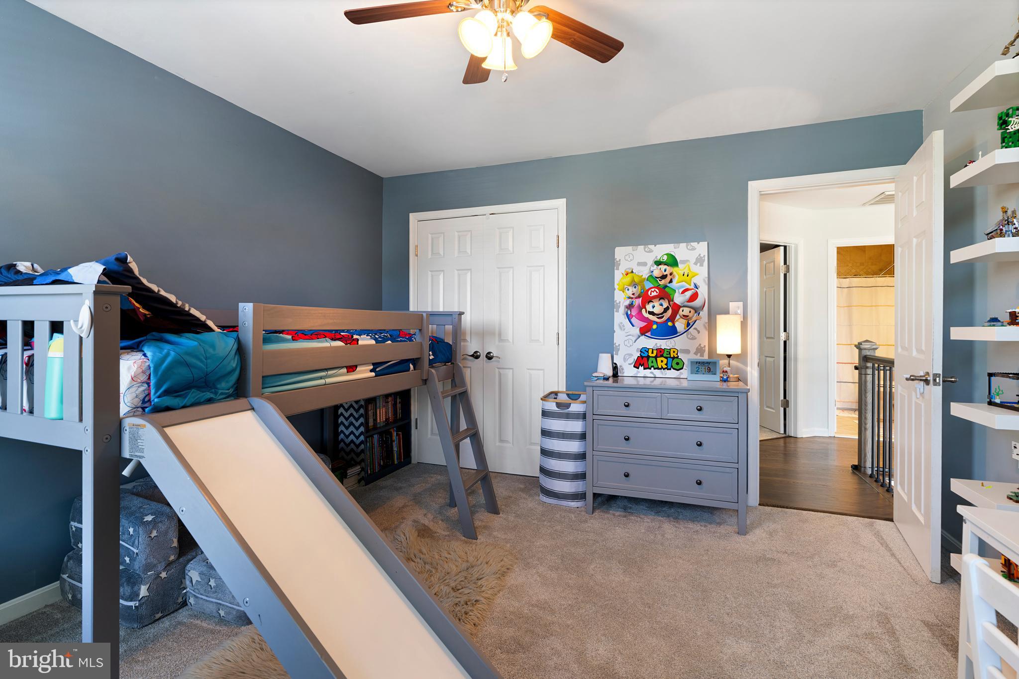 HICKORY OVERLOOK - Residential
