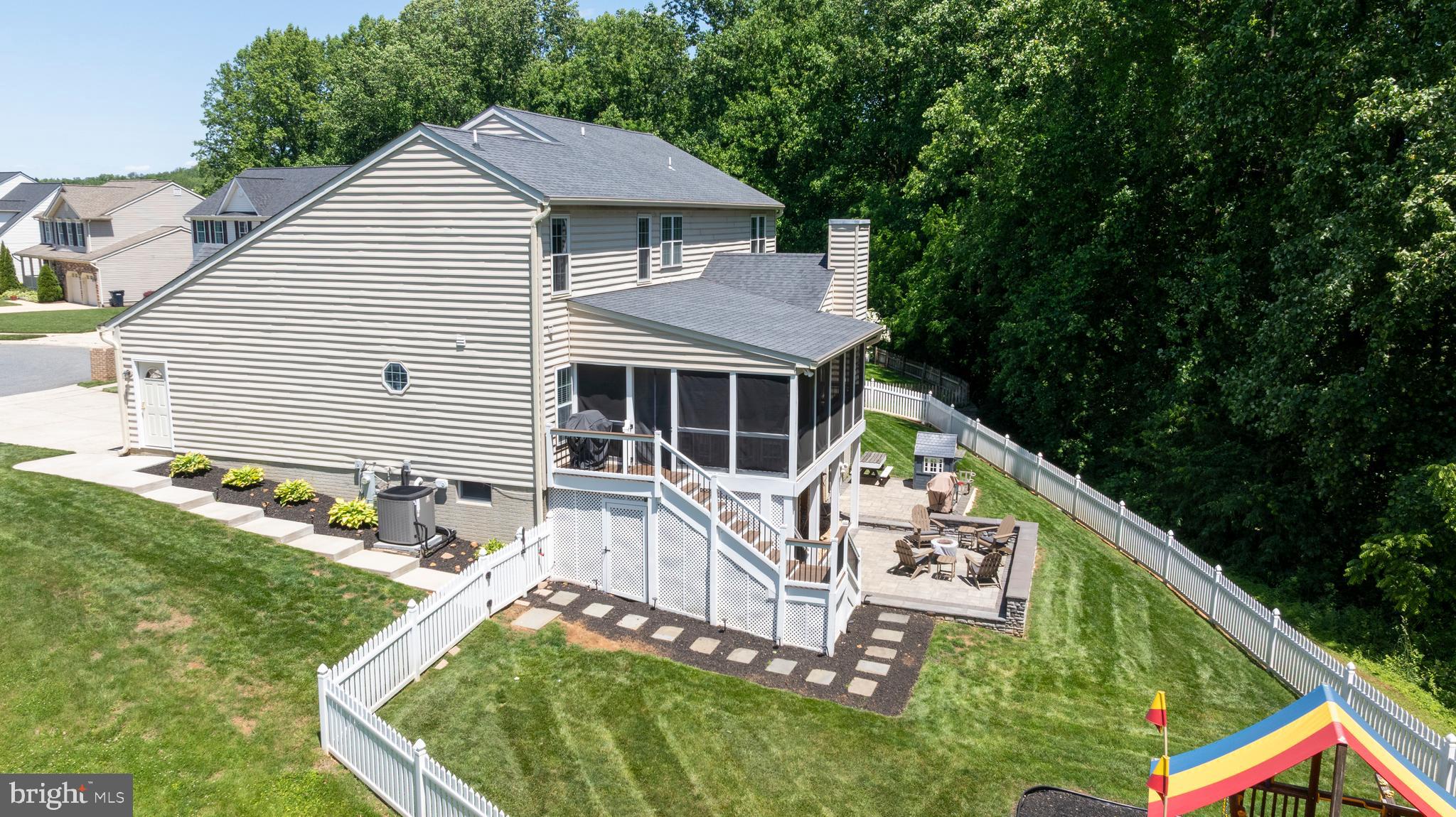 HICKORY OVERLOOK - Residential