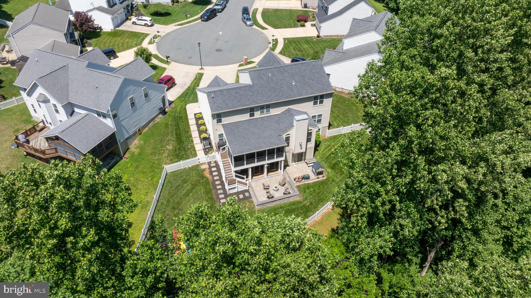 HICKORY OVERLOOK - Residential