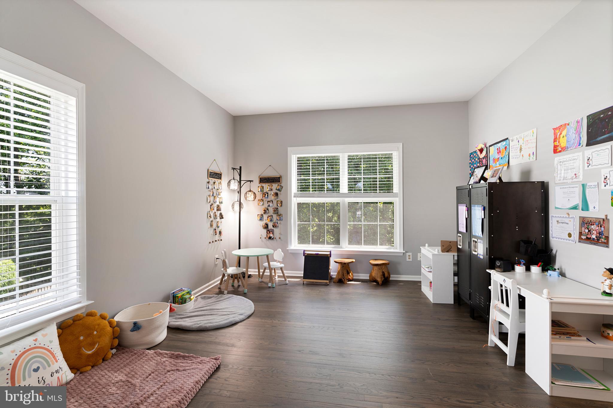 HICKORY OVERLOOK - Residential