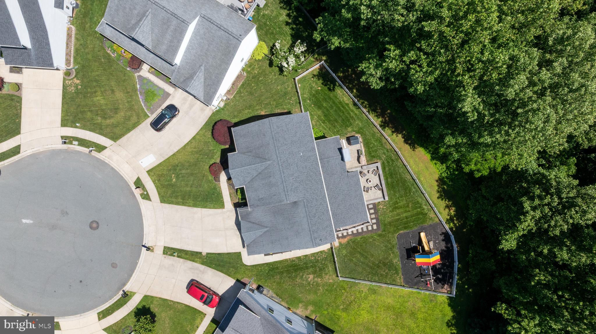 HICKORY OVERLOOK - Residential
