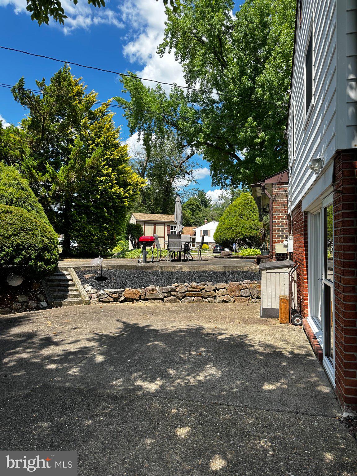JUNE MEADOWS - Residential
