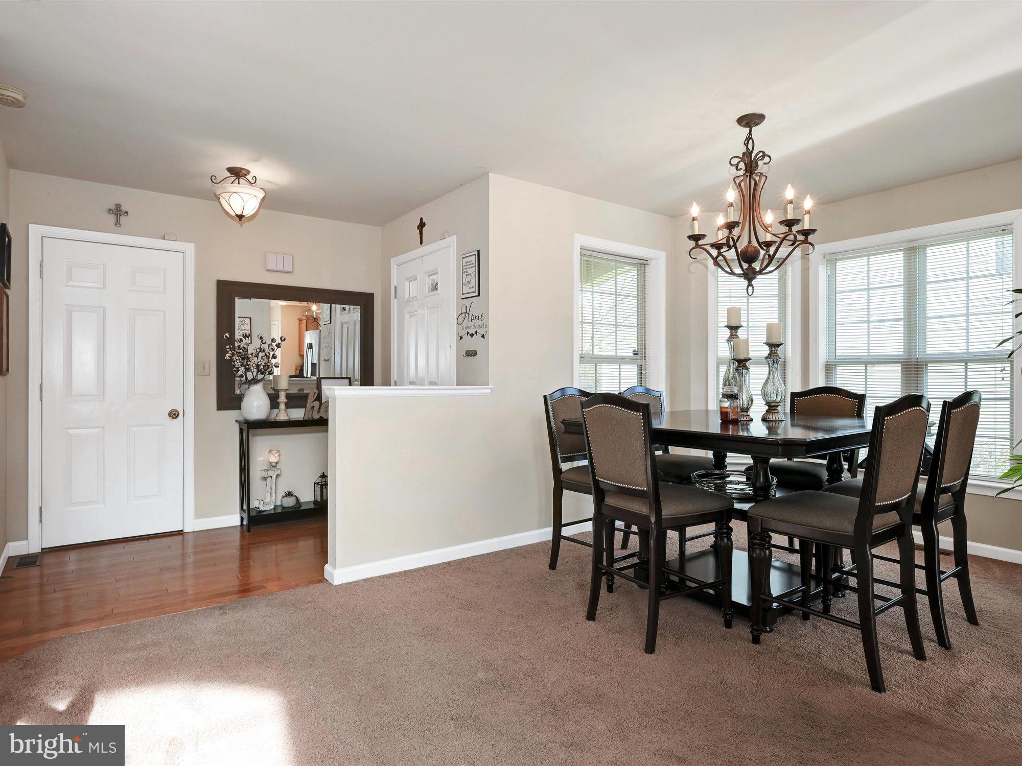 MAPLE GLEN - Residential