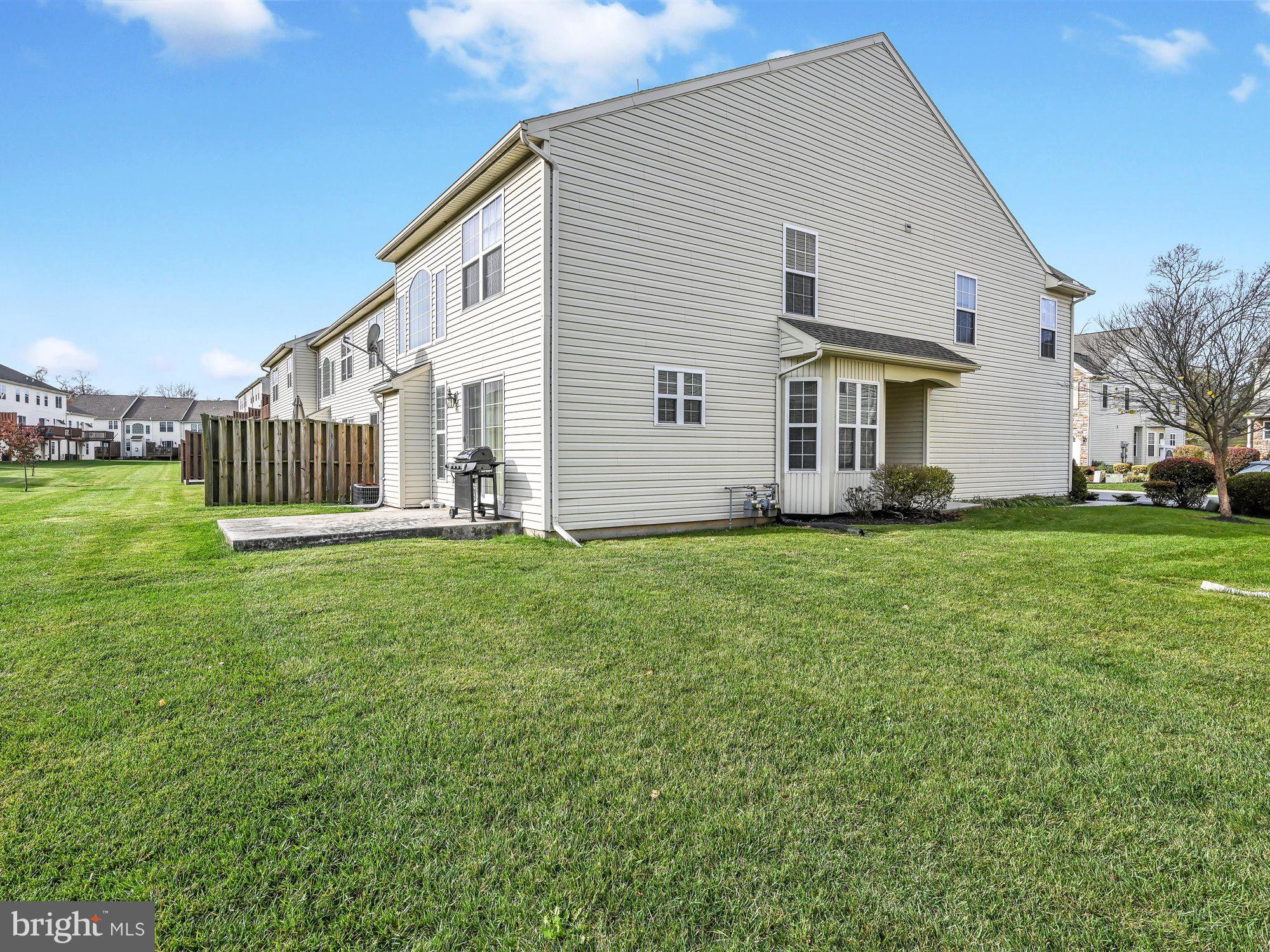 MAPLE GLEN - Residential