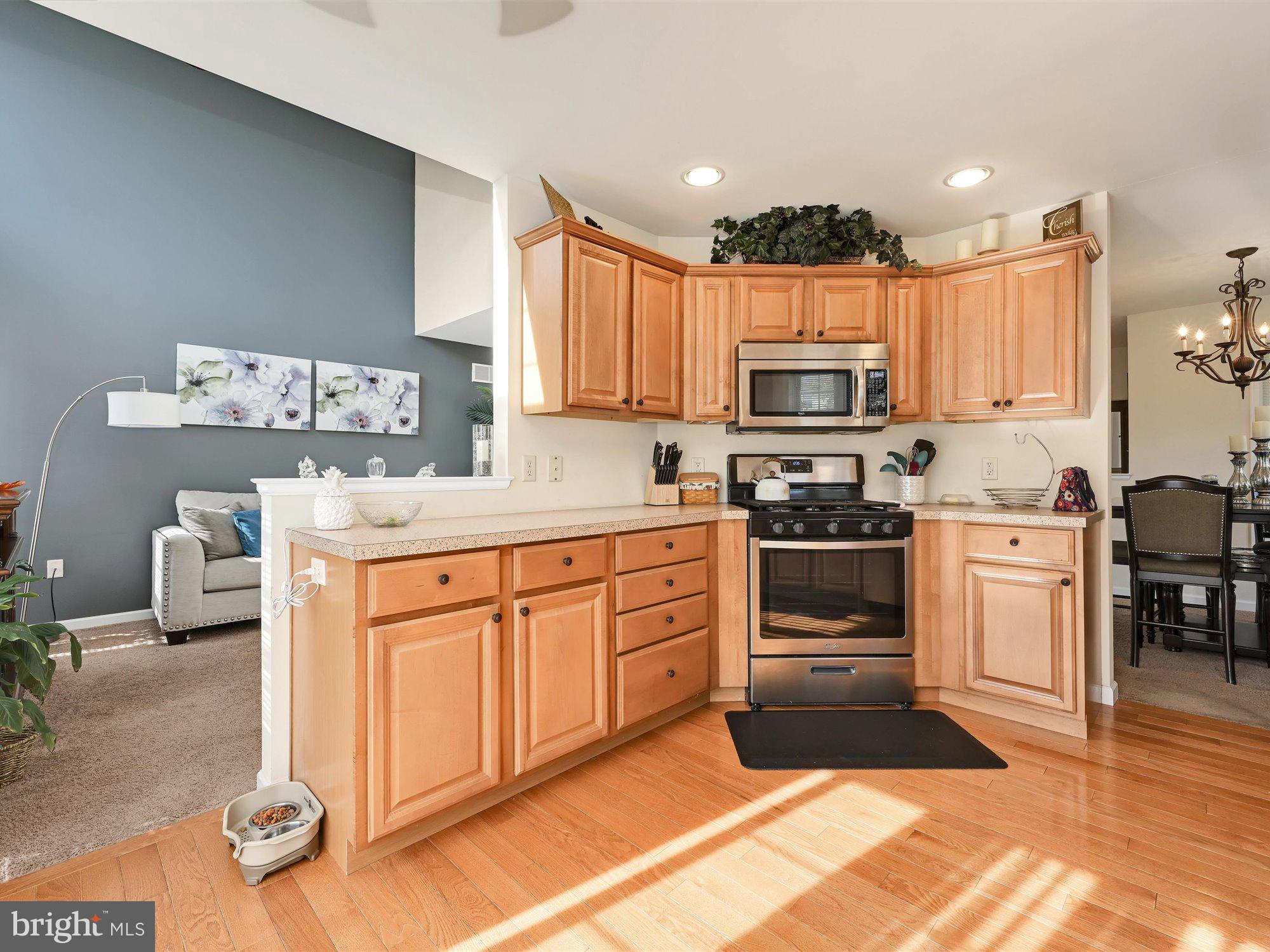 MAPLE GLEN - Residential
