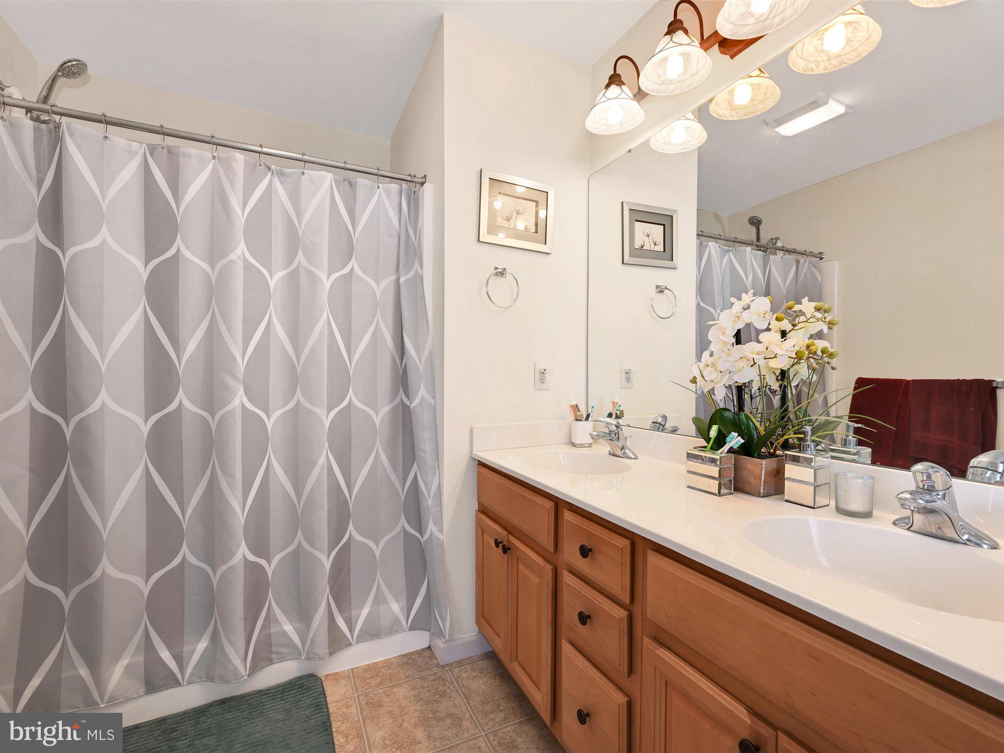 MAPLE GLEN - Residential