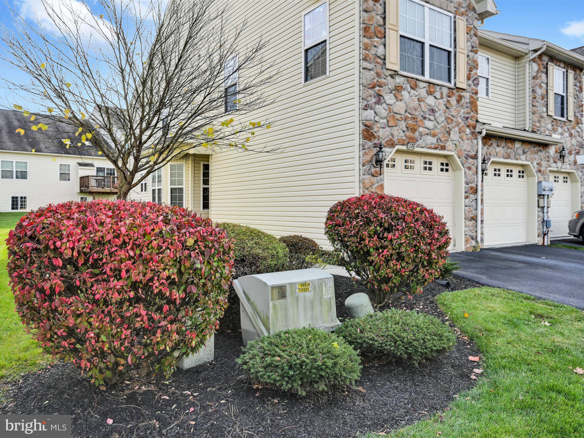 MAPLE GLEN - Residential