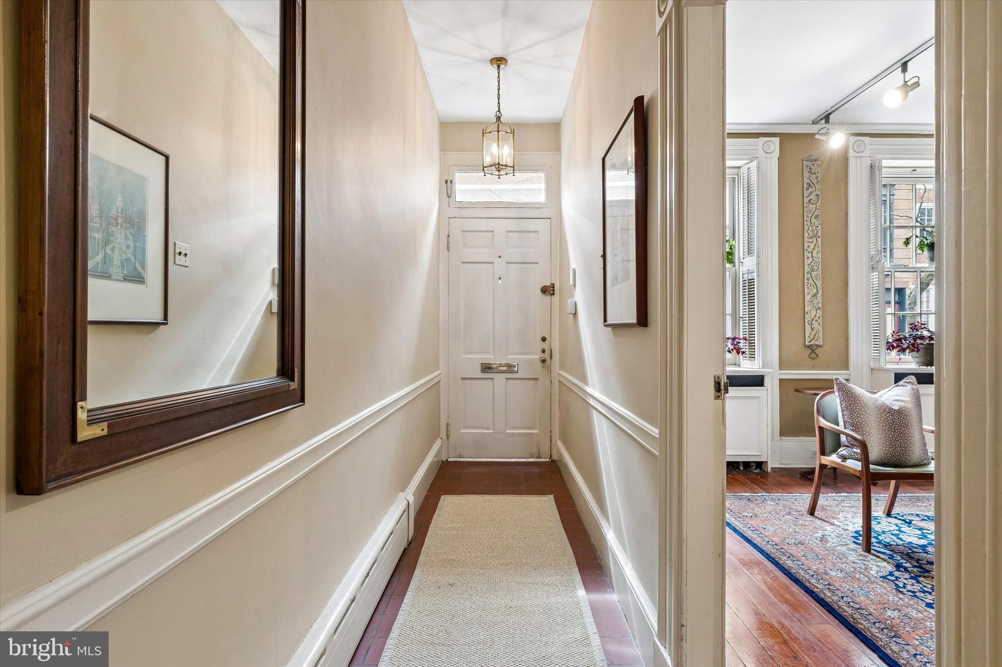SOCIETY HILL - Residential