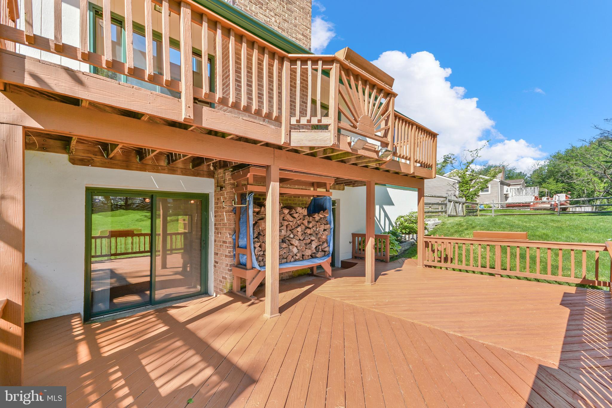 LOCH HAVEN - Residential